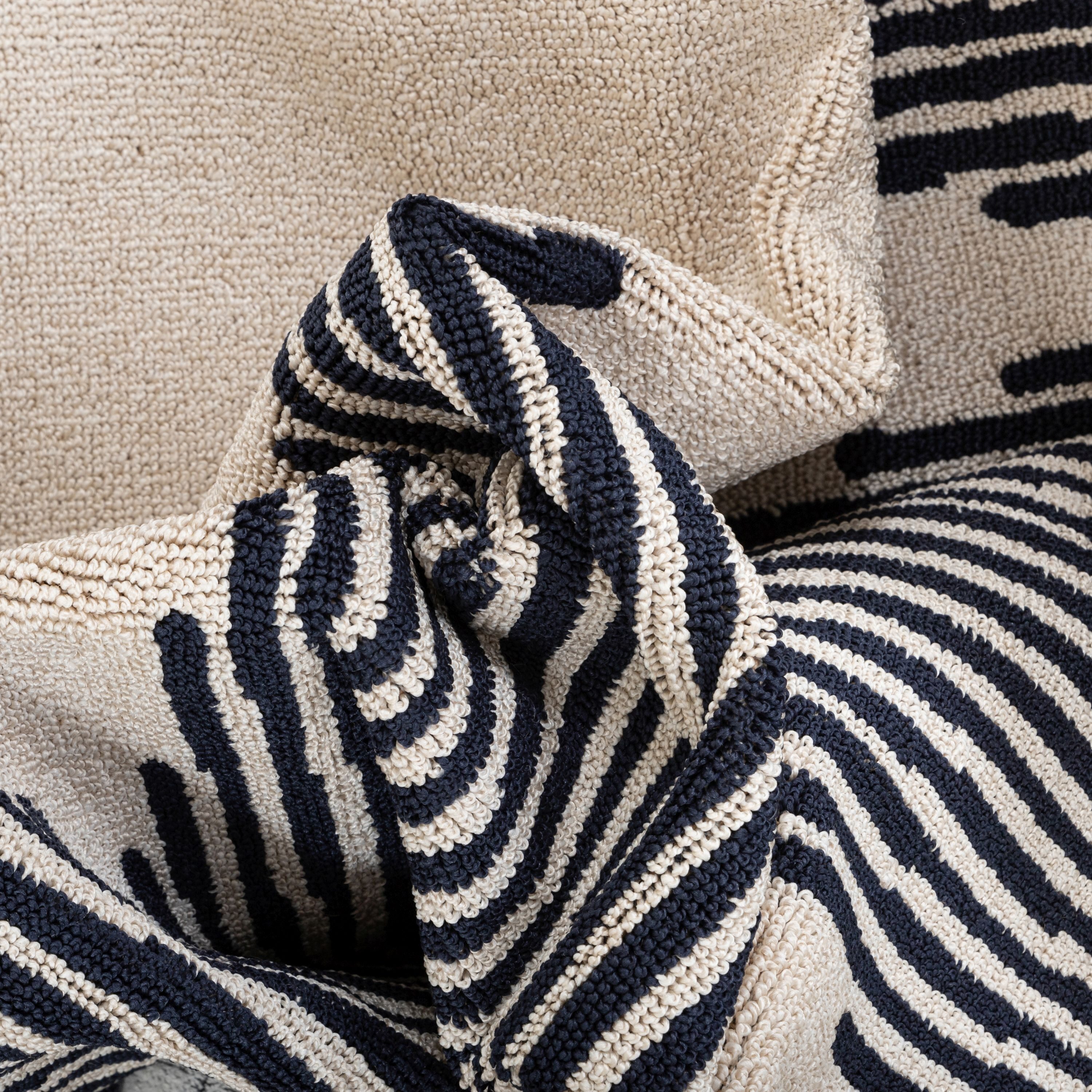 Well Woven LDL-12-2 rugs - View #3