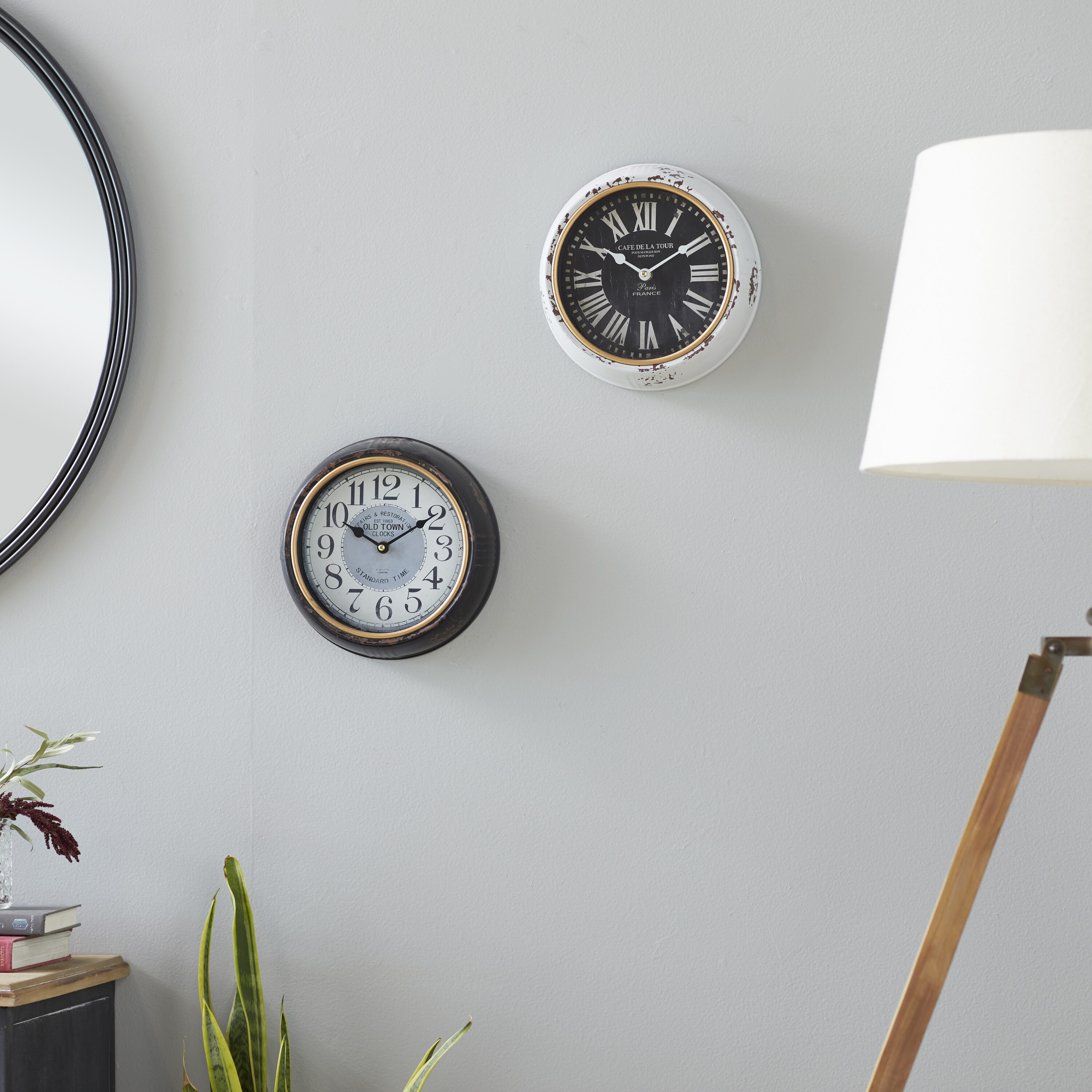 Grayson Lane 52563 Analog Round Wall Vintage