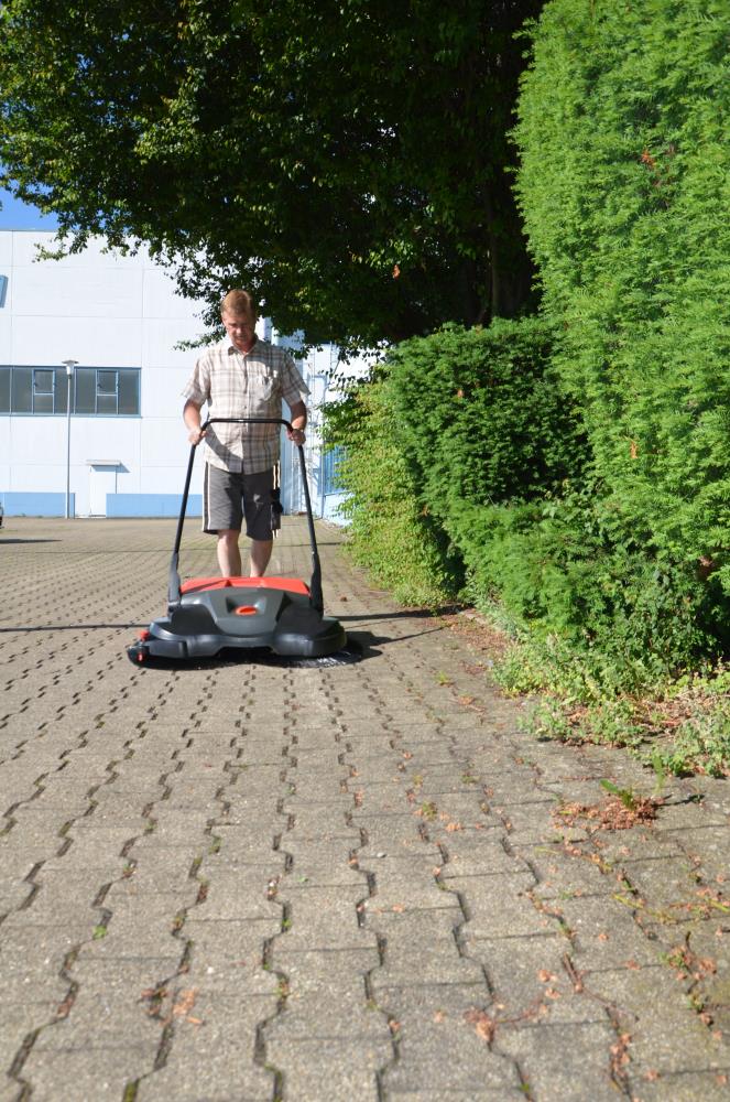 Outdoor Vacuum Cleaners & Floor Care at