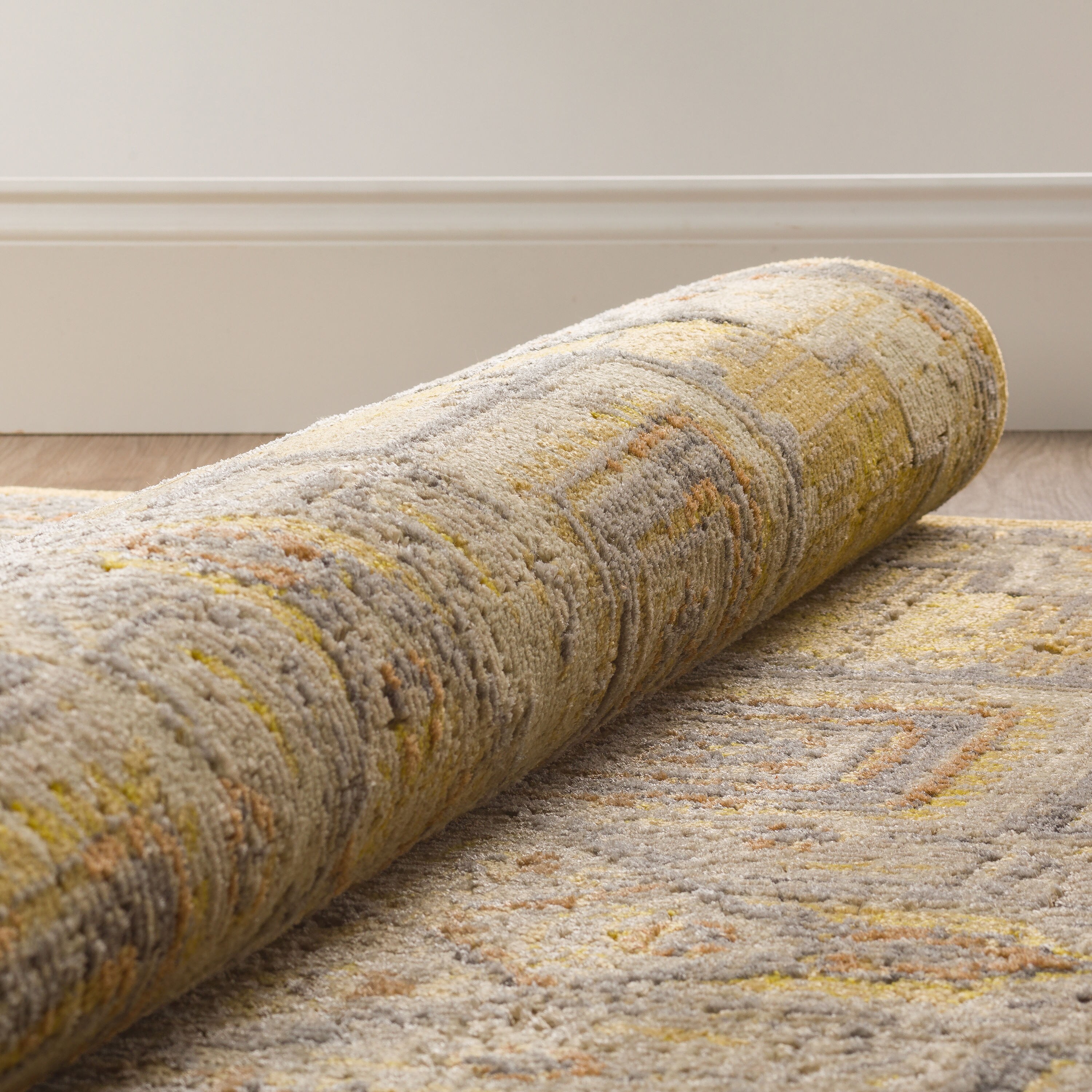 Addison Rugs Essex 2 X 8 (ft) Yellow Indoor Medallion