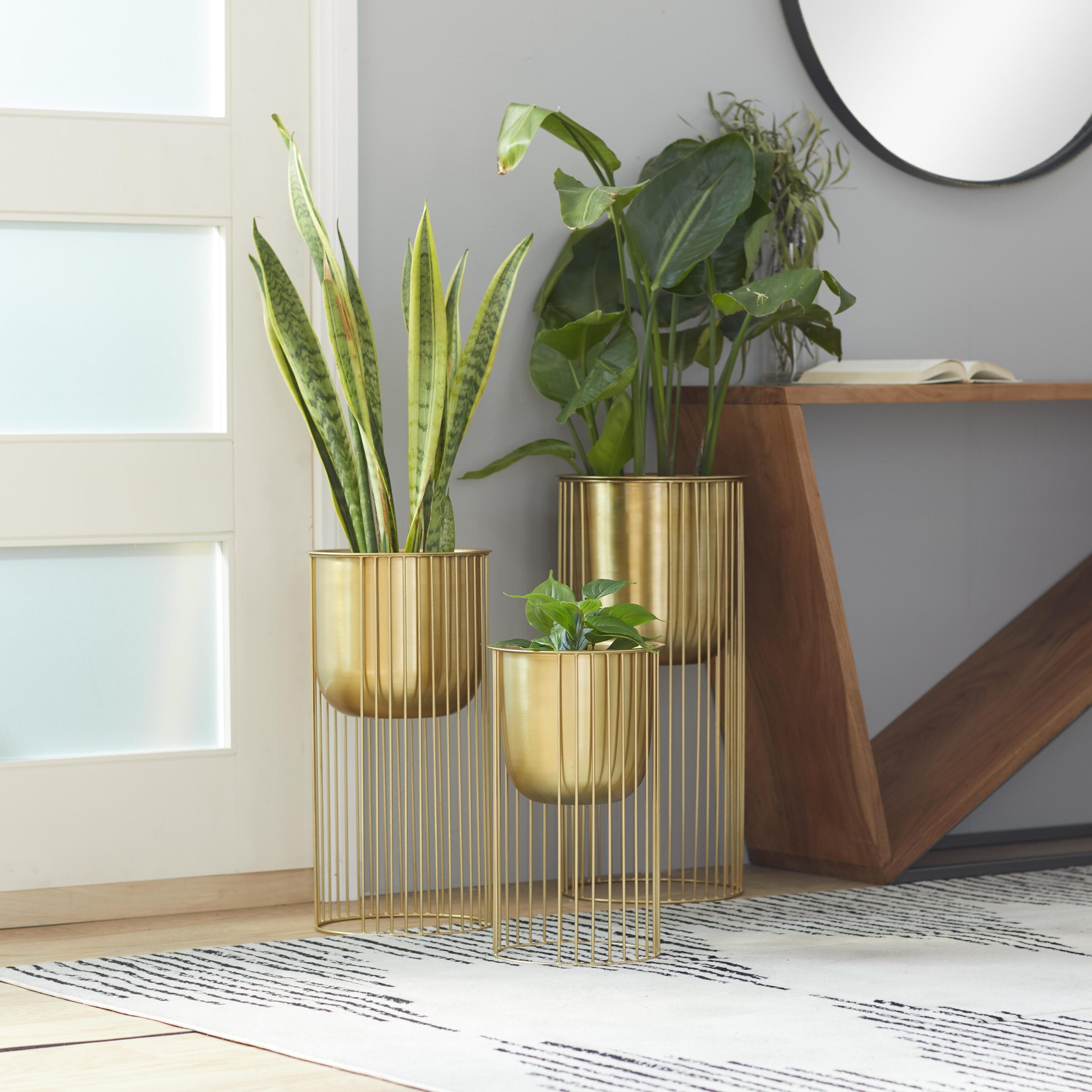 Grayson Lane 51982 3 -Pack Round 11.1-Inches W Large Gold Metal Contemporary/Modern Indoor/Outdoor Planter Stand Included