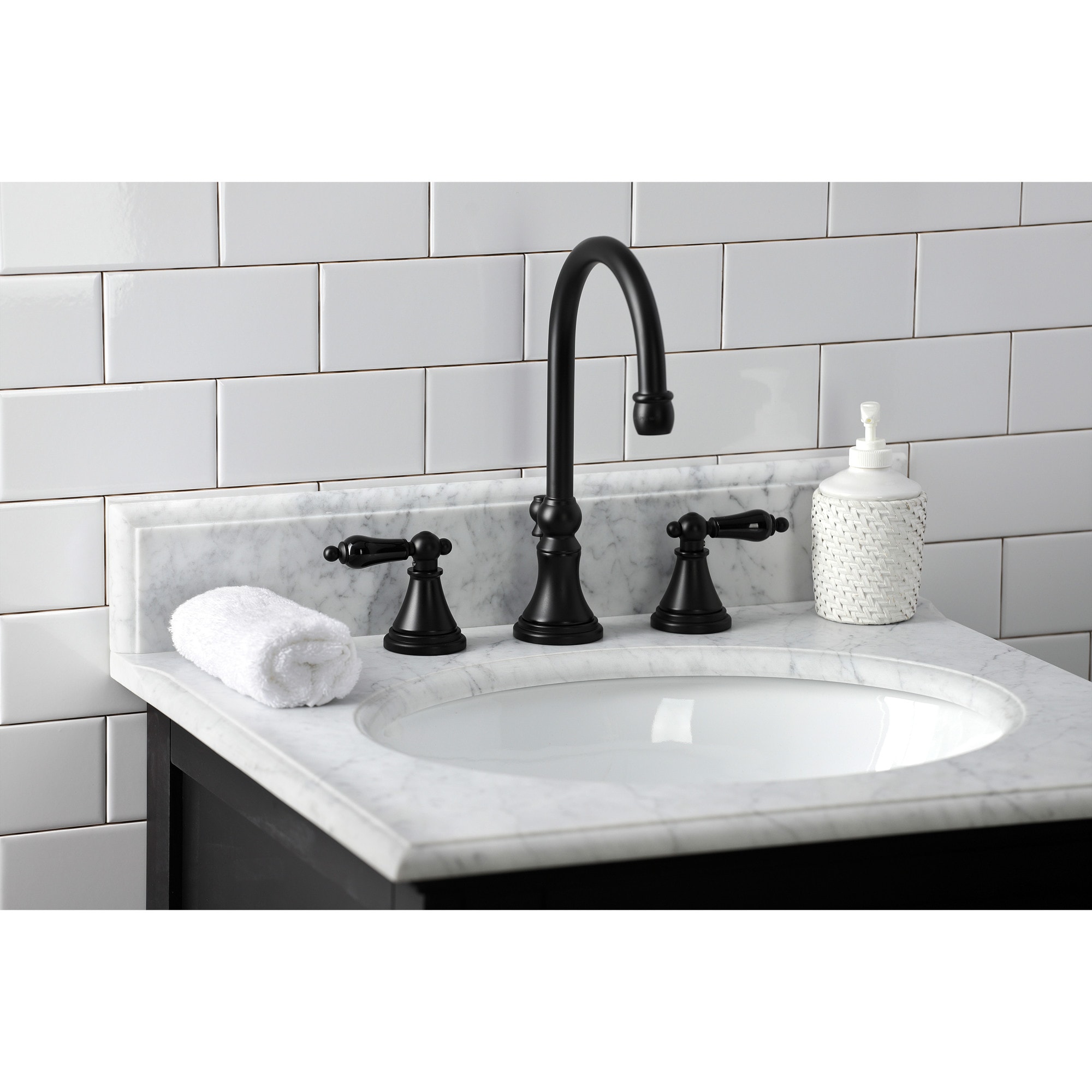 Kingston Brass WLKS2980PKL Duchess Matte black Widespread 2-handle High-arc Residential Handle Bathroom Sink Faucet with Drain