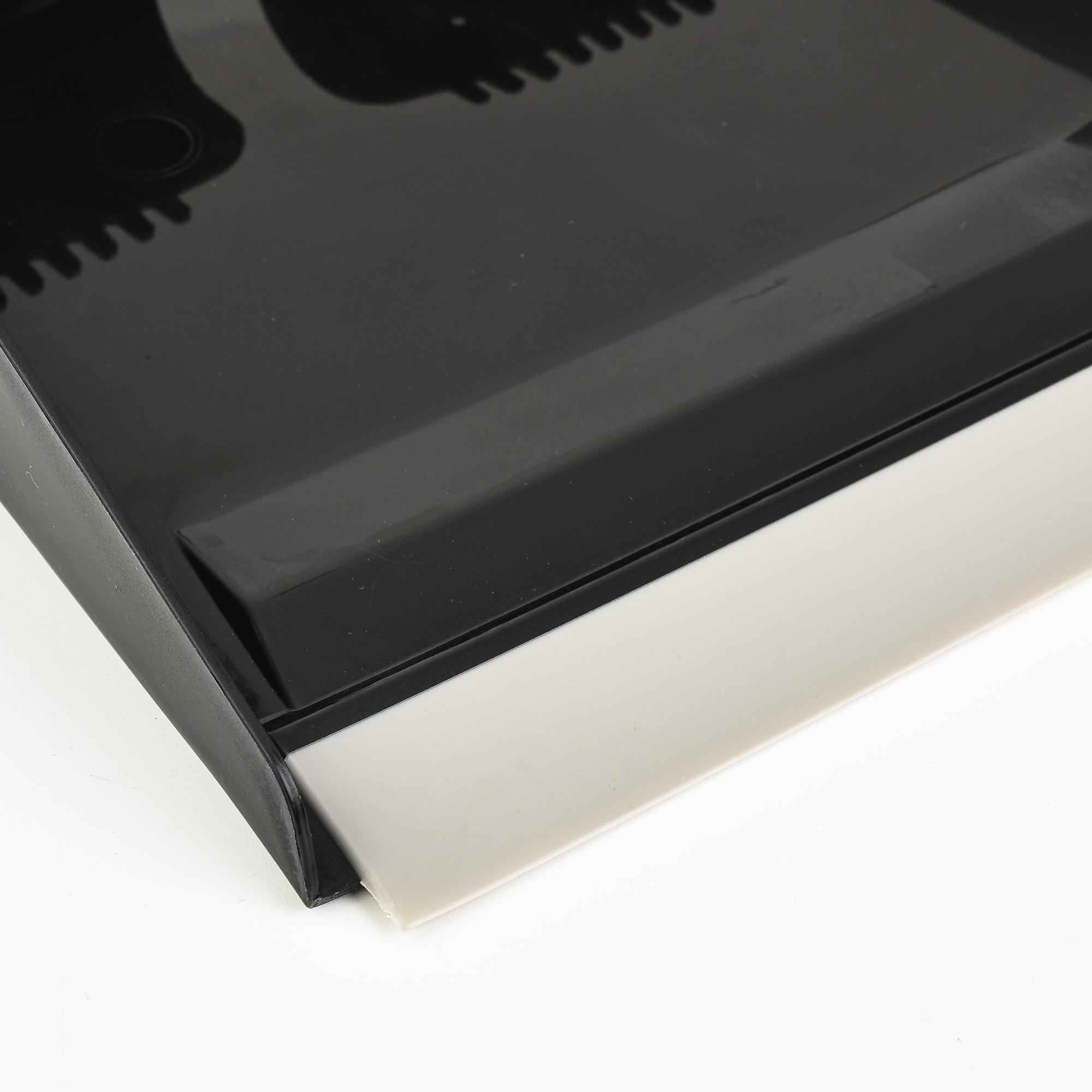  TE7481 dustpans - View #3