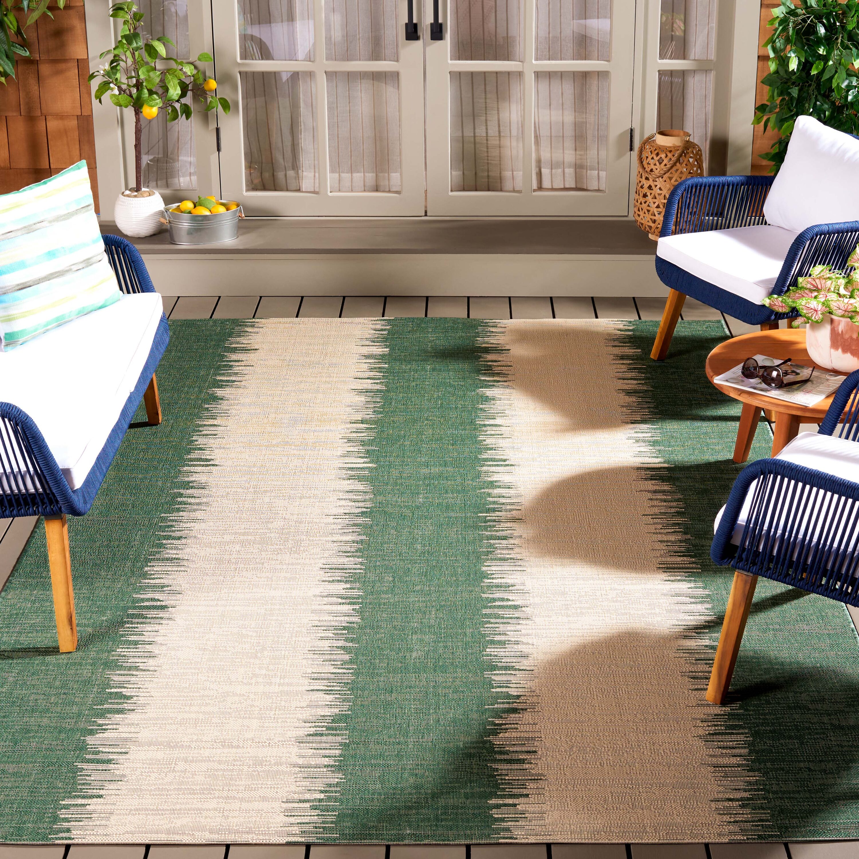 Courtyard 7 x 10 (ft) Loomed Polypropylene Dark Green/Beige Rectangular Indoor Stripe Mid-Century Modern Professionally Clean Only Area rug