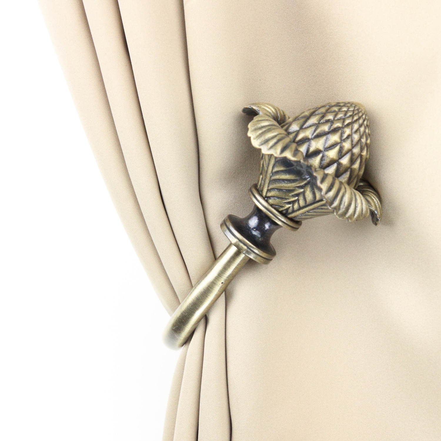 Hart & Harlow L-4840-034 5.75-Inches Antique Brass Curtain Holdbacks