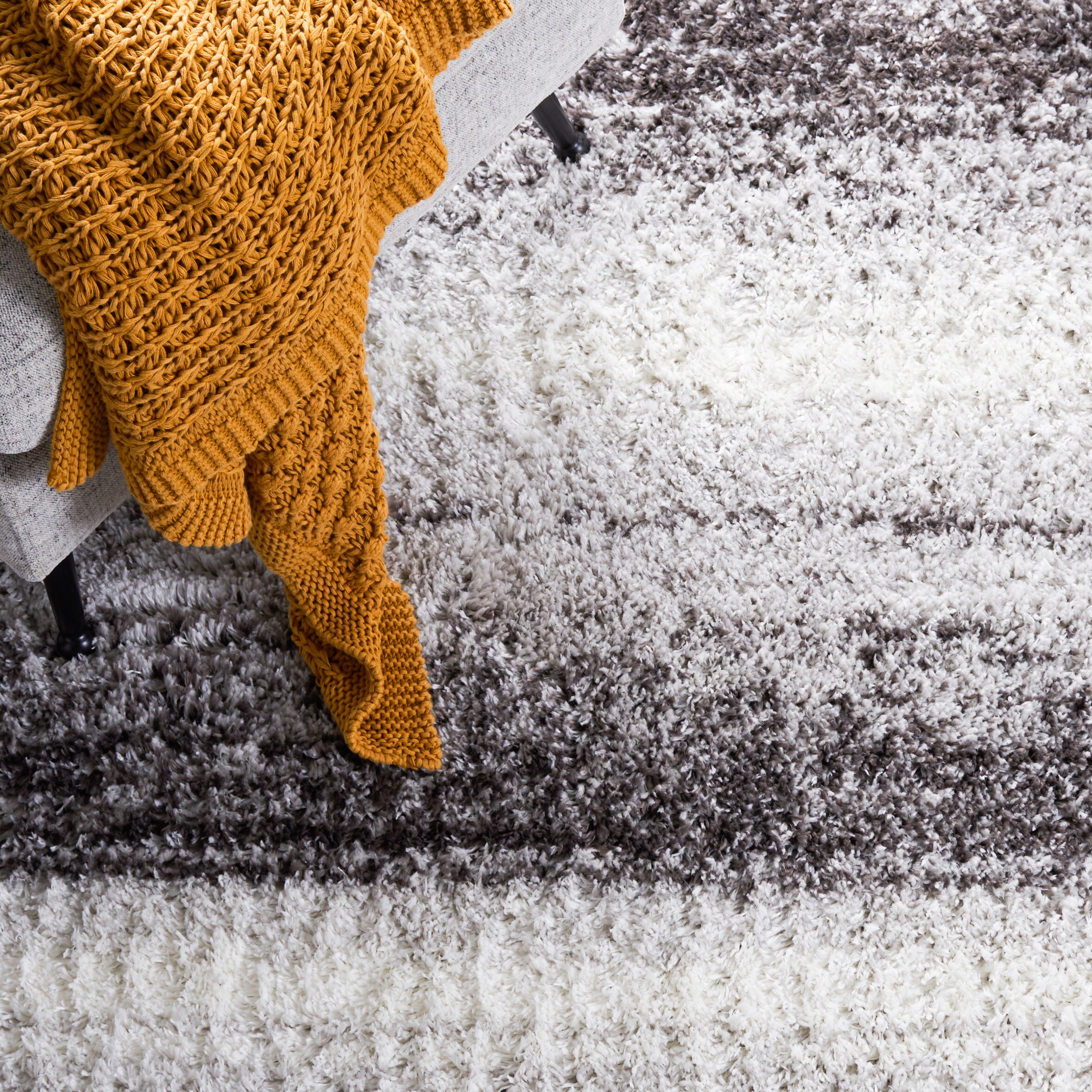 Safavieh BER561F-7SQ rugs - View #6
