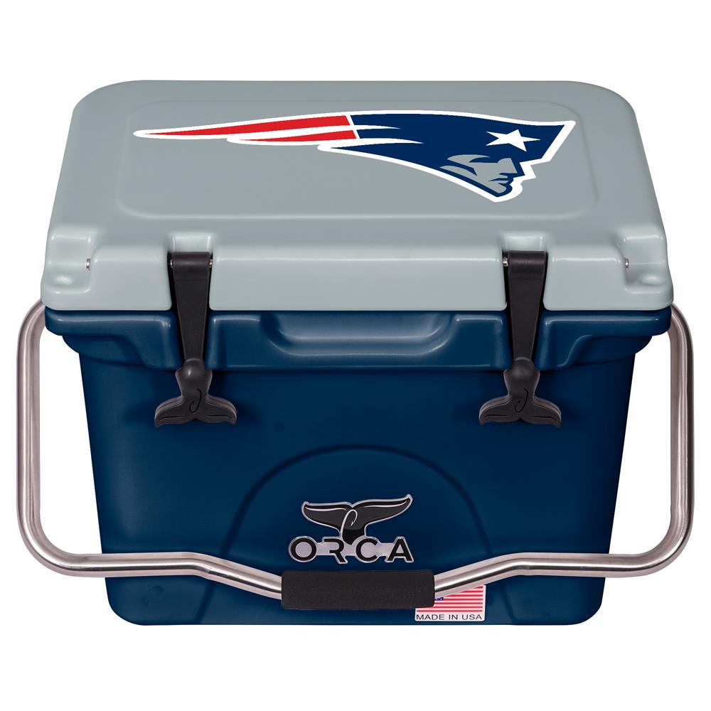 New England Patriots Can Cooler Vintage Design Special Order - Caseys Distributi