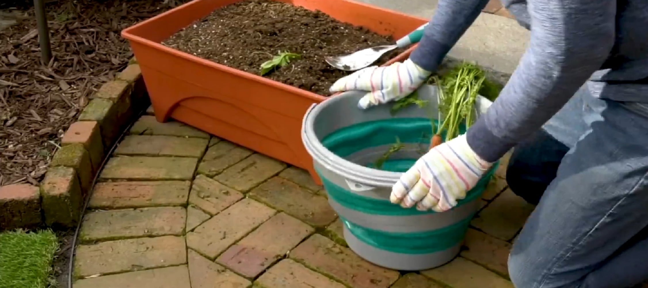 Ultimate Innovations HISCBUCKETS - GREEN Speciality-Garden-Hand-Tools - View #3