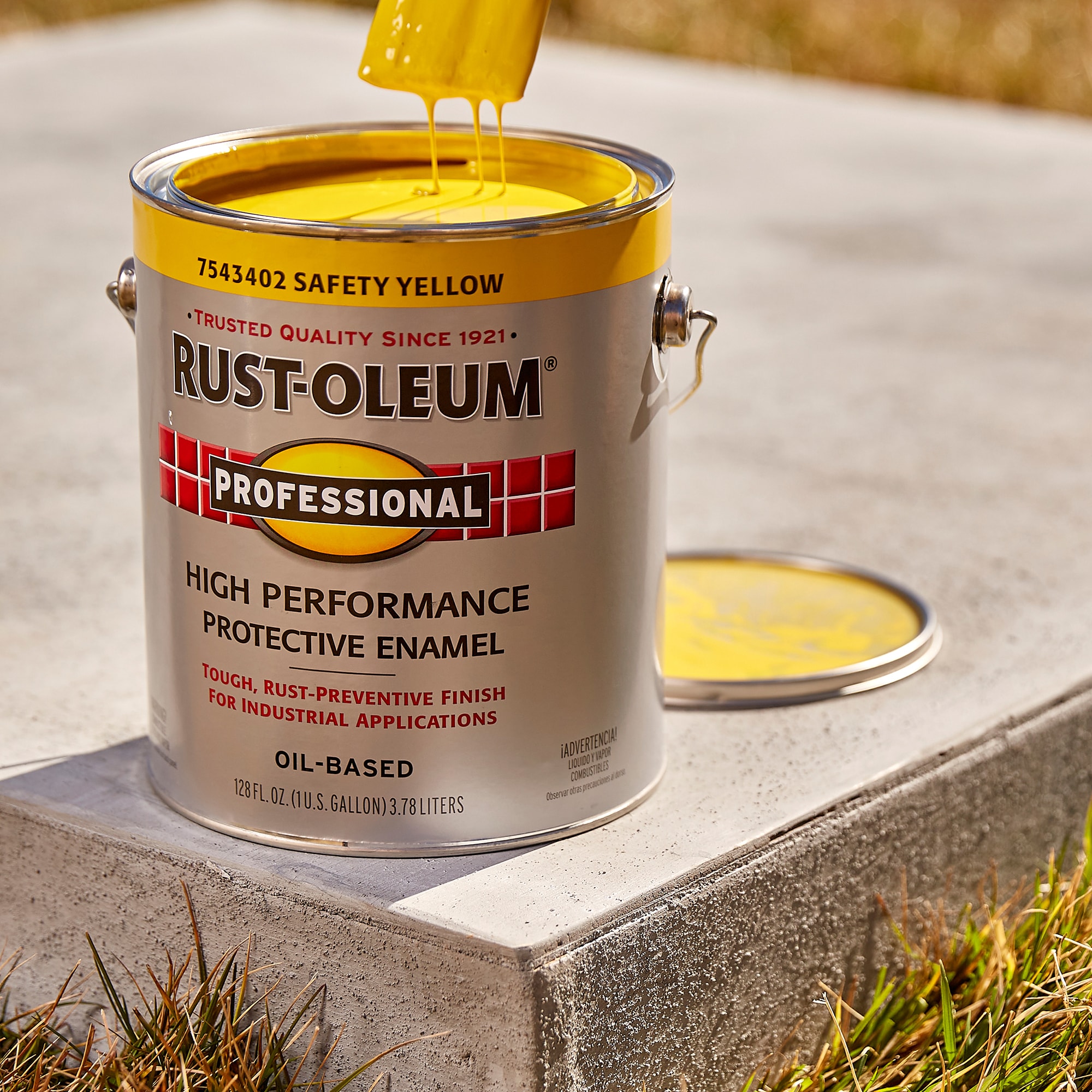 Rust-Oleum Professional Gloss Safety Yellow Interior/Exterior Oil-based  Industrial Enamel Paint (1-Gallon) in the Industrial Enamel Paint  department at