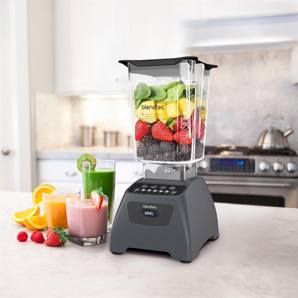 brentwood Brentwood 12 Speed Blender Glass Jar - Red, 1.25L, 350W,  Dishwasher-Safe, ETL Listed in the Blenders department at