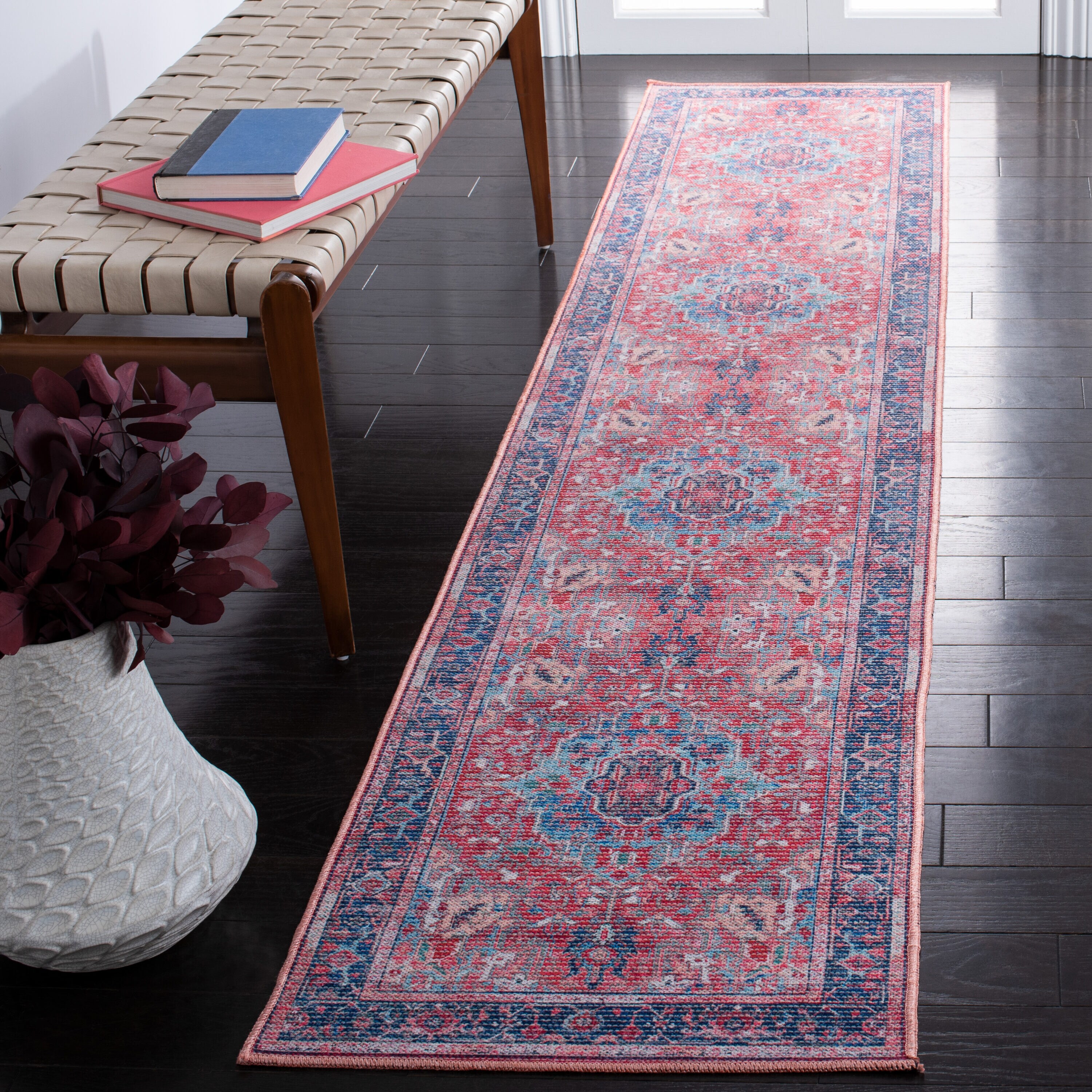 Safavieh SEP518M-29 Serapi 2 x 9 (ft) Loomed Cotton Navy/Red Rectangular Indoor Border Machine washable Runner rug