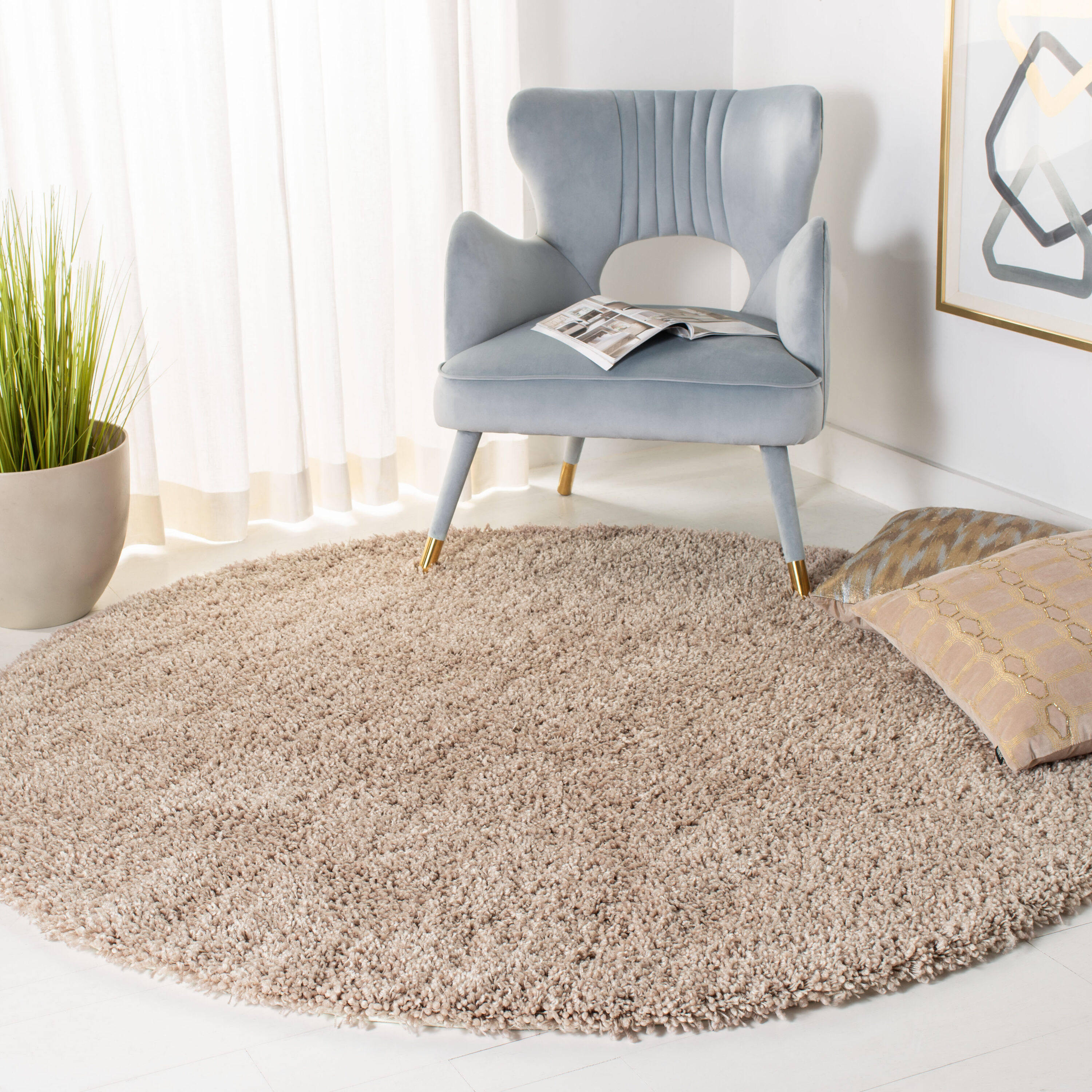 Safavieh SG240D-4R Ultra Shag 4 x 4 (ft) Tufted Polyester Taupe Round Indoor Solid Area rug
