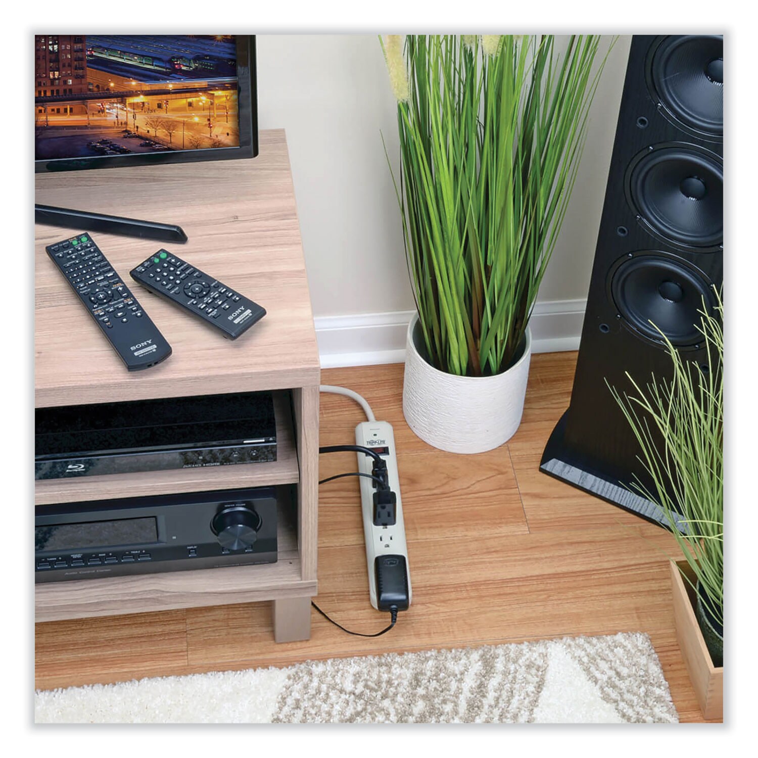 Tripp Lite TRPTLP712 Surge-Protectors - View #8
