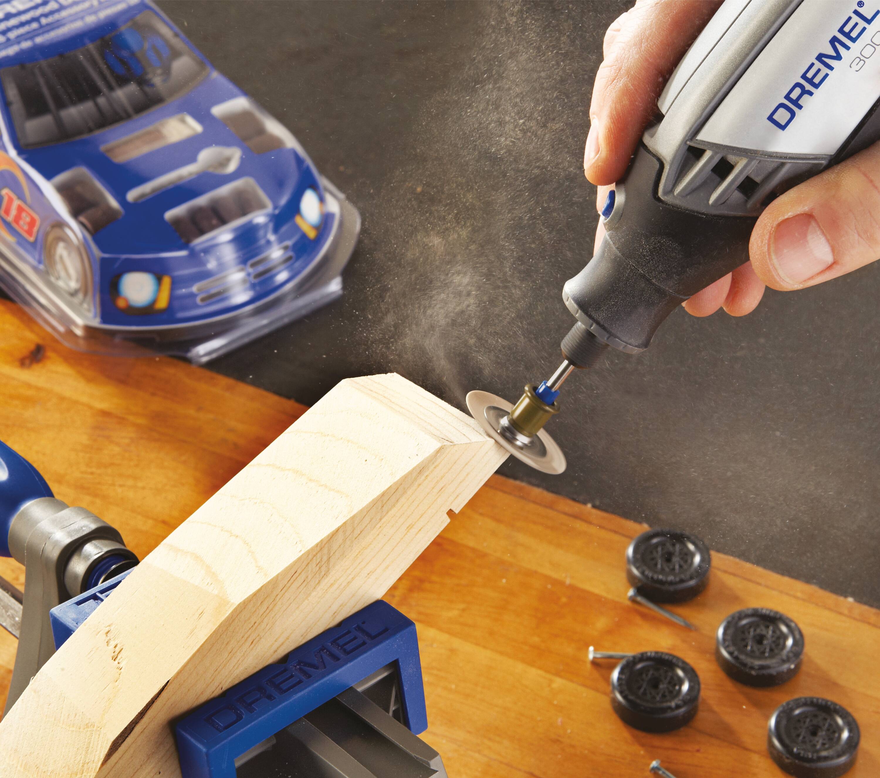 Dremel 710-08 All-Purpose Rotary Accessory Kit, 160-Piece : :  Tools & Home Improvement