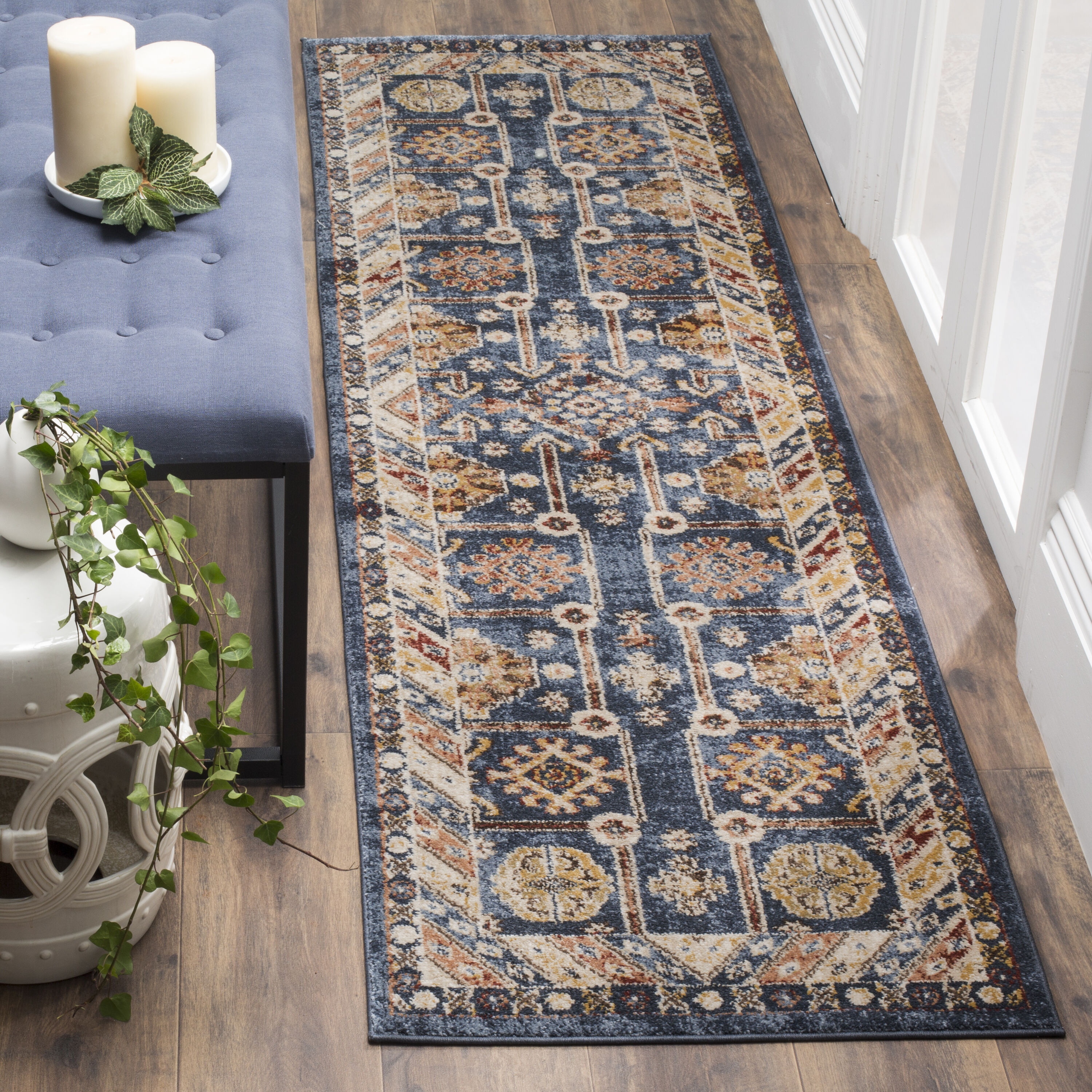 Royal Ivory 27'' Traditional Synthetic Runner Rug