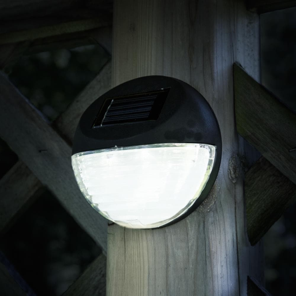 Solar Powered 5 Bright White LED Shed Light Rechargeable Outdoor Security Lamp 