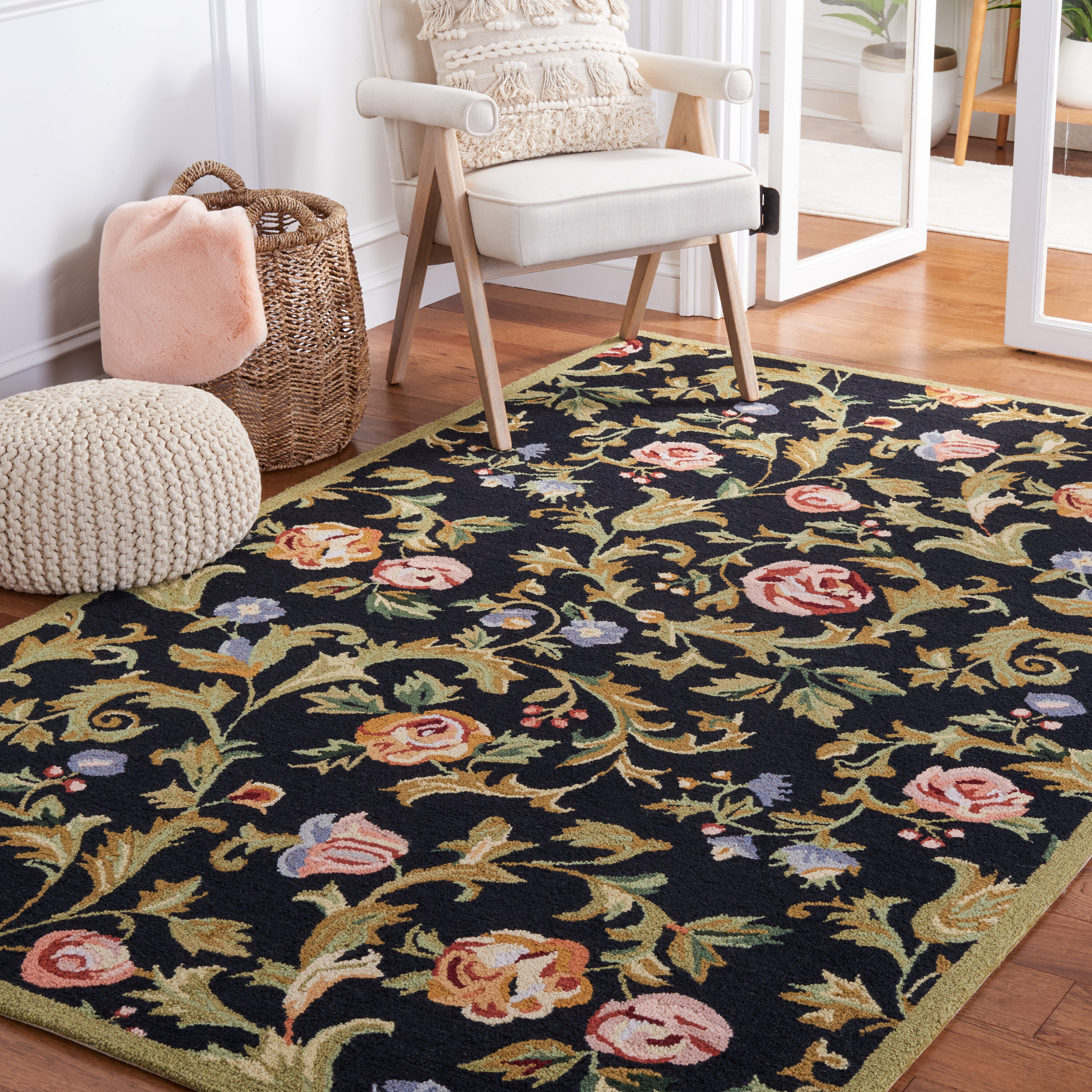  Hk310 Black Country Floral 3ft-9in x 5ft-9in Small Rectangle Rug