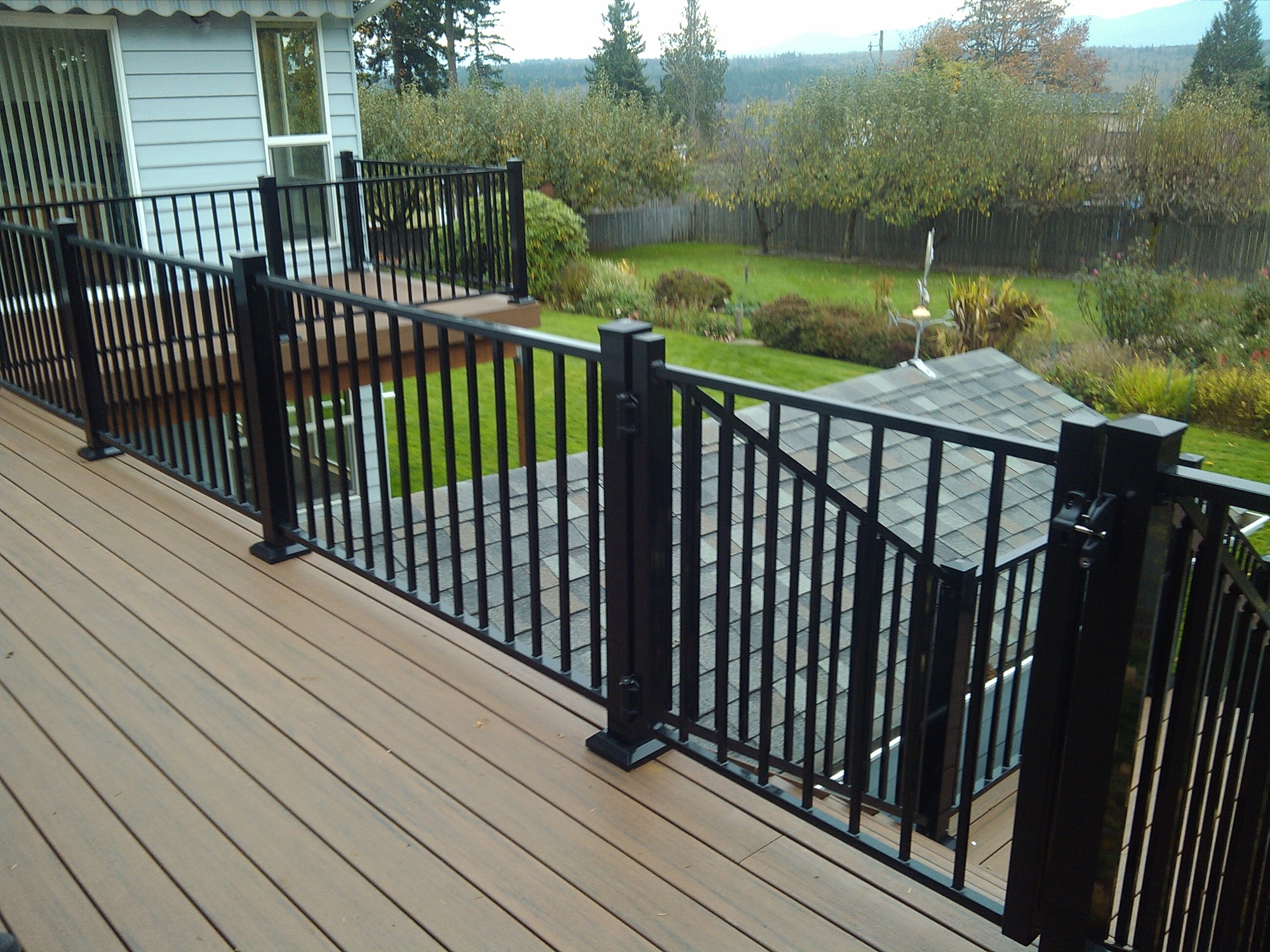 Fortress Building Products 6-ft x 3-in x 40-in Black Sand Aluminum Deck ...