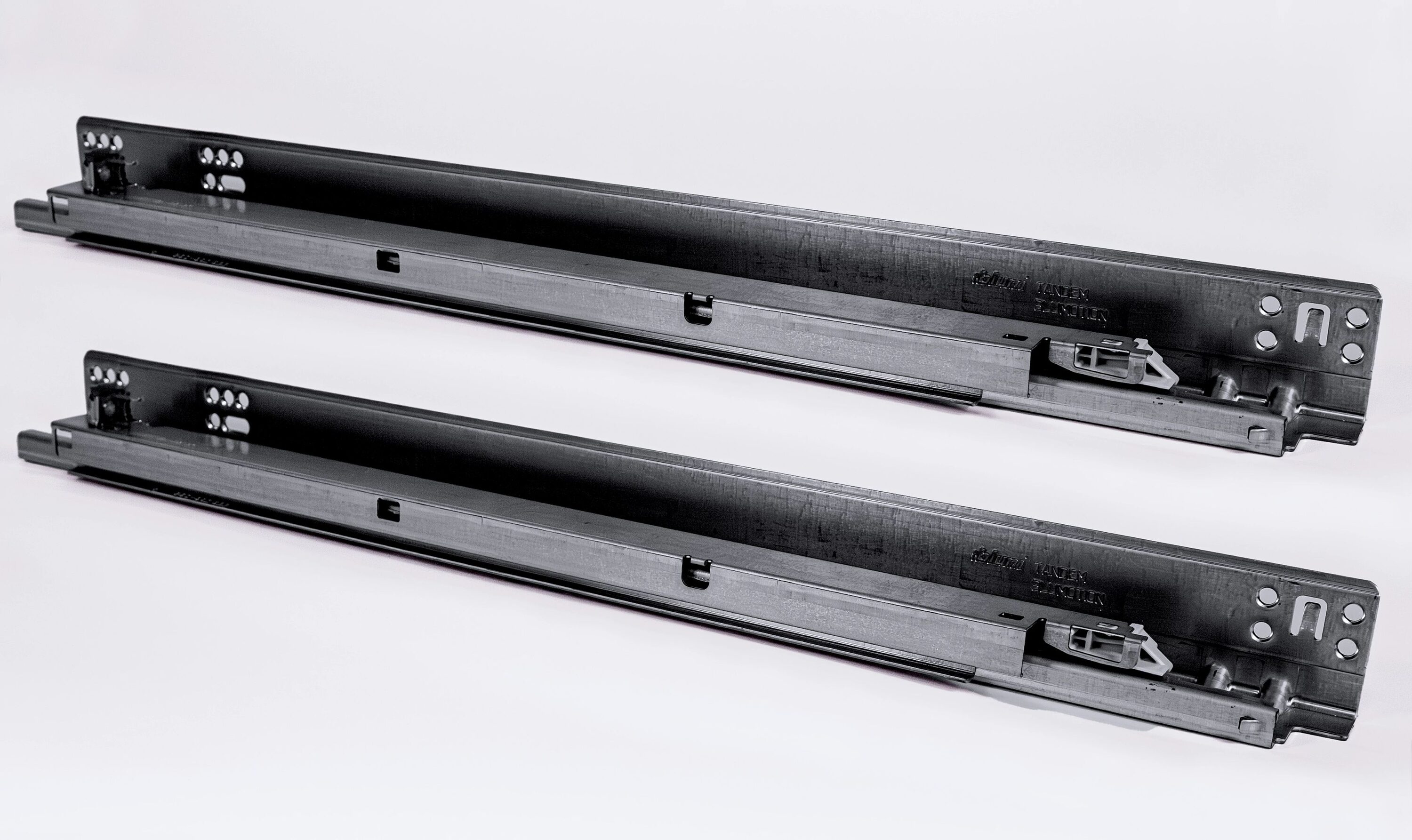 KraftMaid Momentum PFXSCDR21G71 Deveron Installation Guide Rail 2-in W x 2-in H x 21-in D Dove White Painted