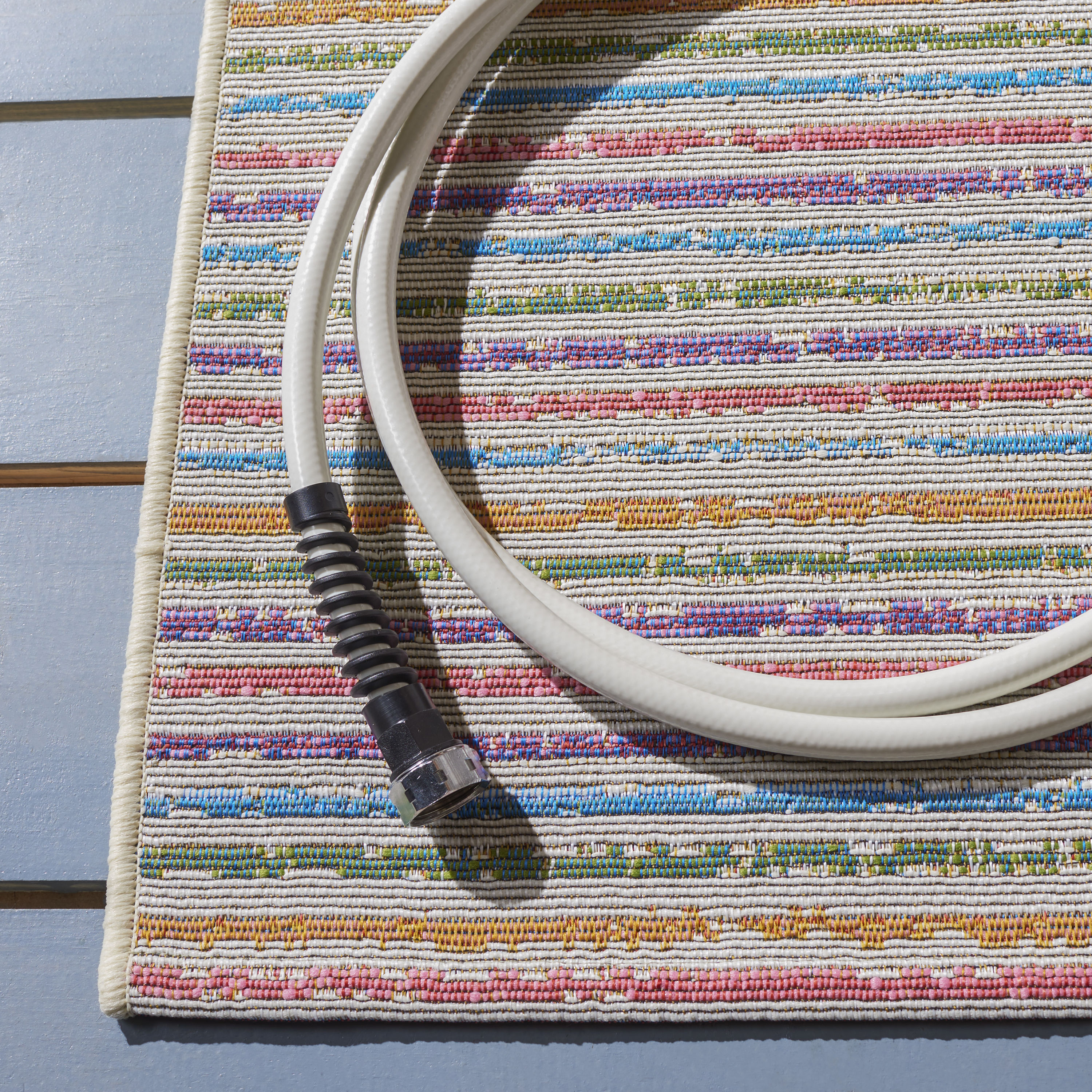 Ivory Bliss Easy-Care Synthetic 8' x 10' Reversible Area Rug