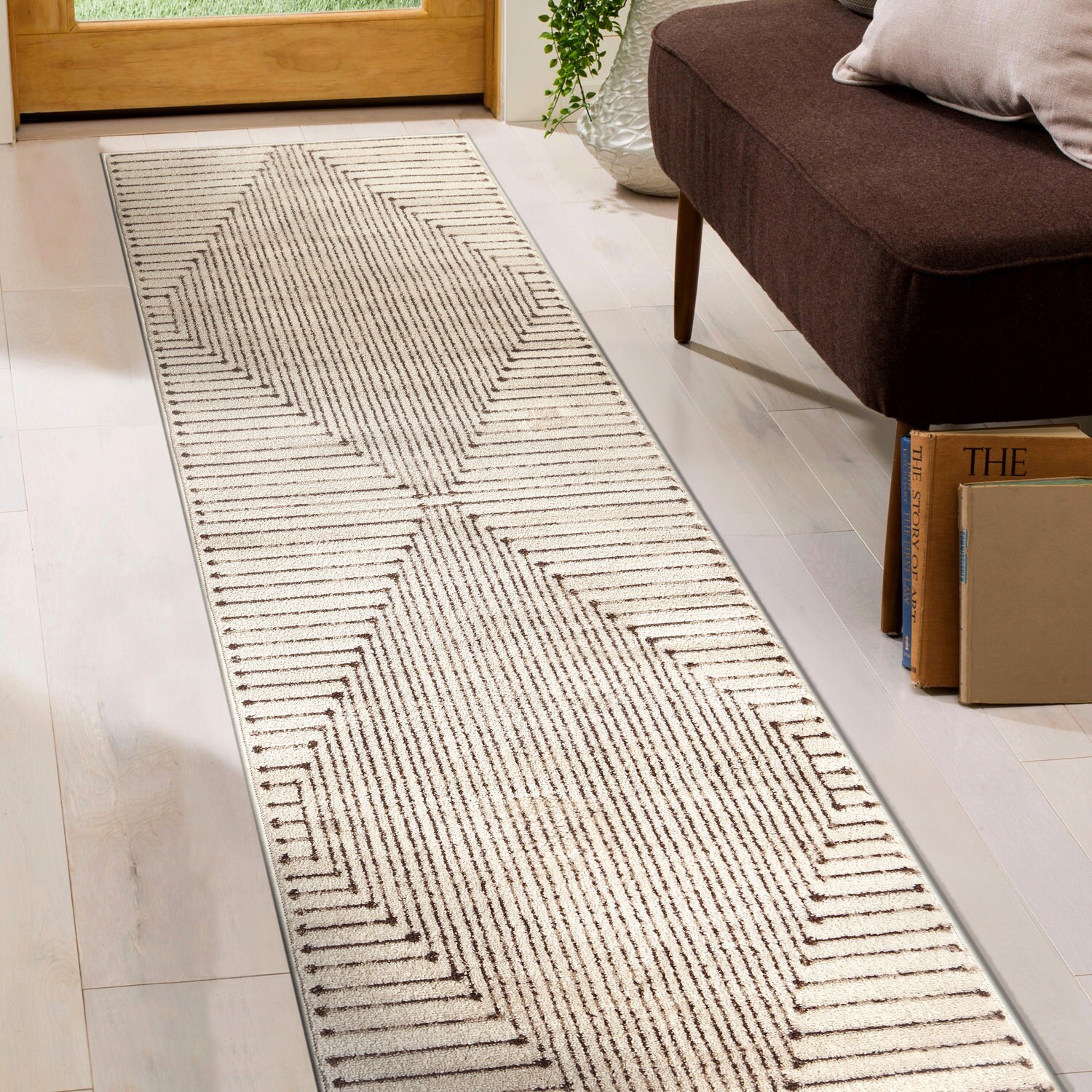 World Rug Gallery WR91BEIGE2X8 rugs - View #2