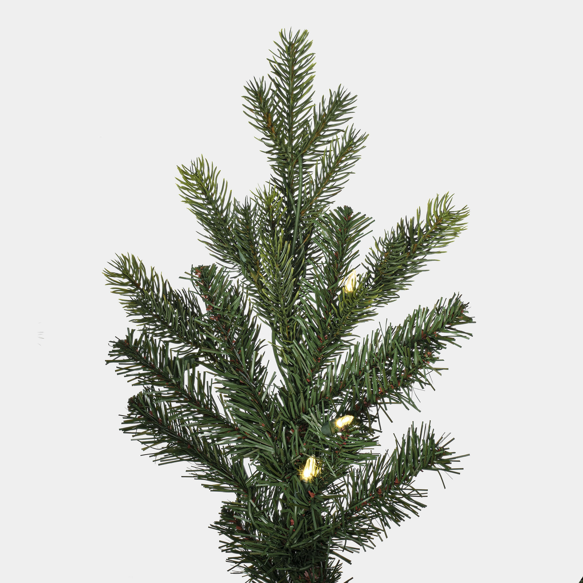 Vickerman G183281LED Artificial-Christmas-Trees - View #2