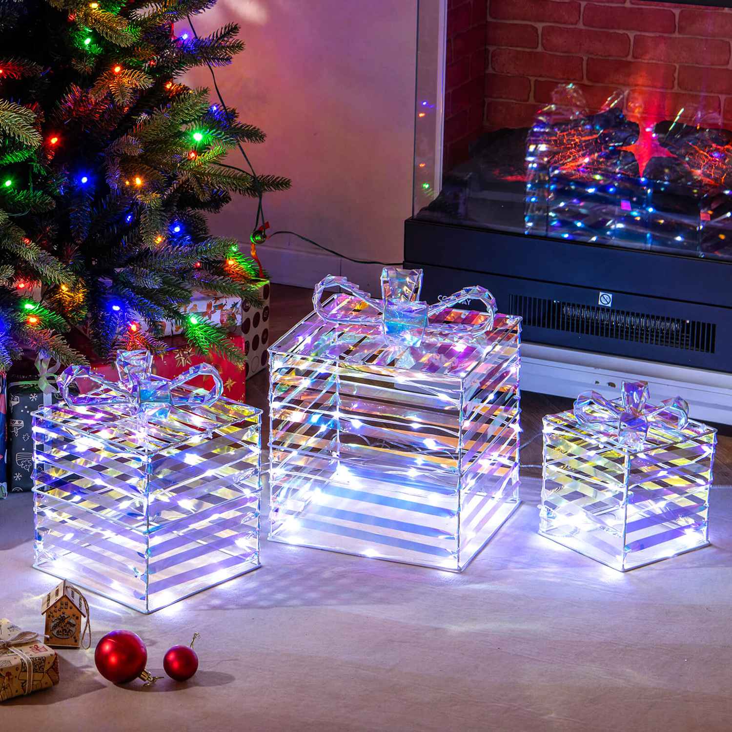 Costway HCST04318 3 PCS Christmas Lighted Gift Boxes Pre-lit 90 LED Light Up Present Box Decorations