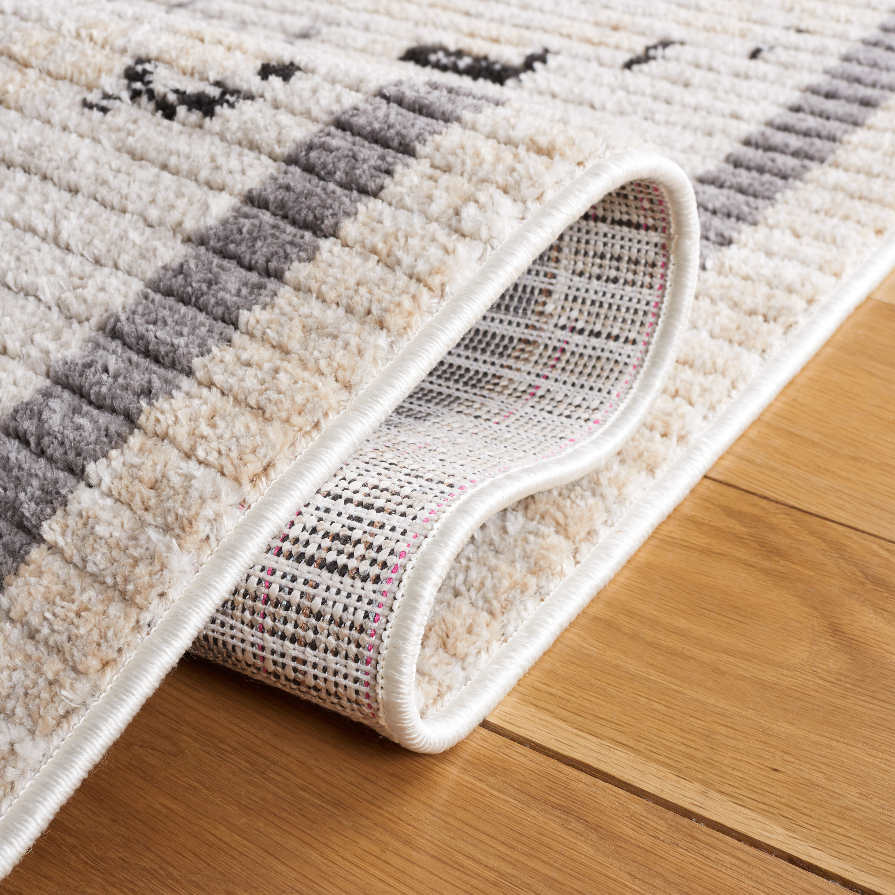 Safavieh MRK206A-28 rugs - View #6