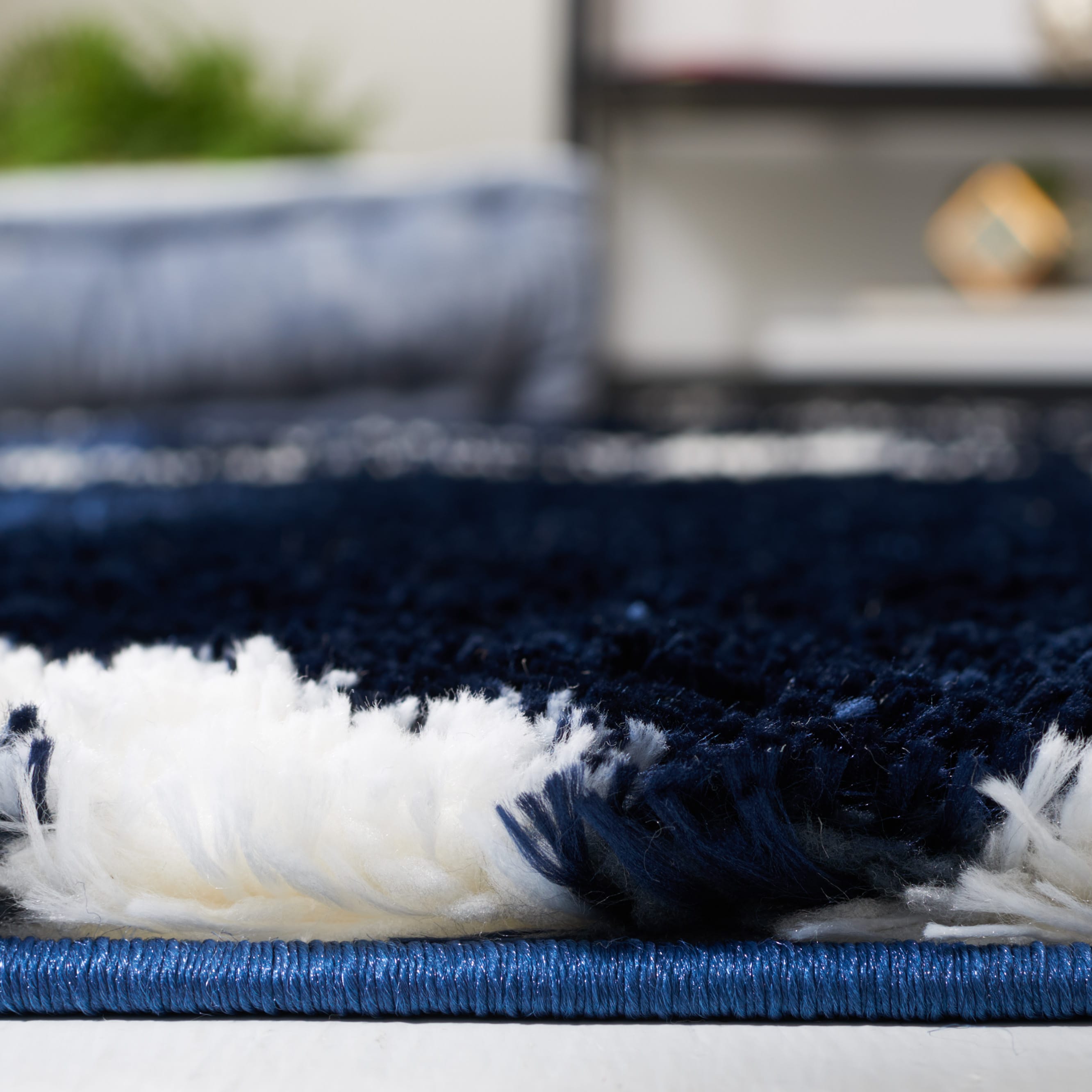 Safavieh THO676N-4 rugs - View #4