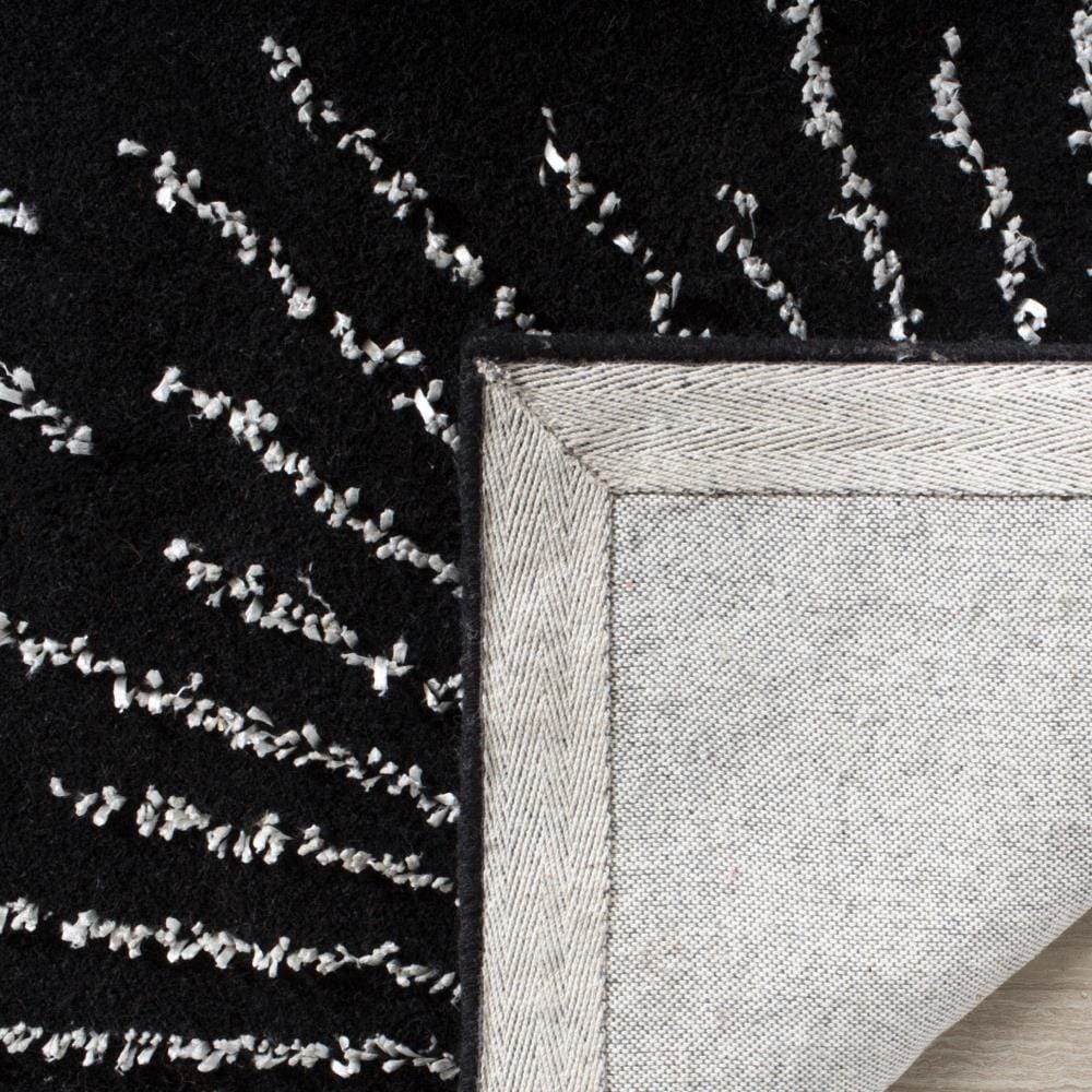Safavieh SOH712D-28 rugs - View #4