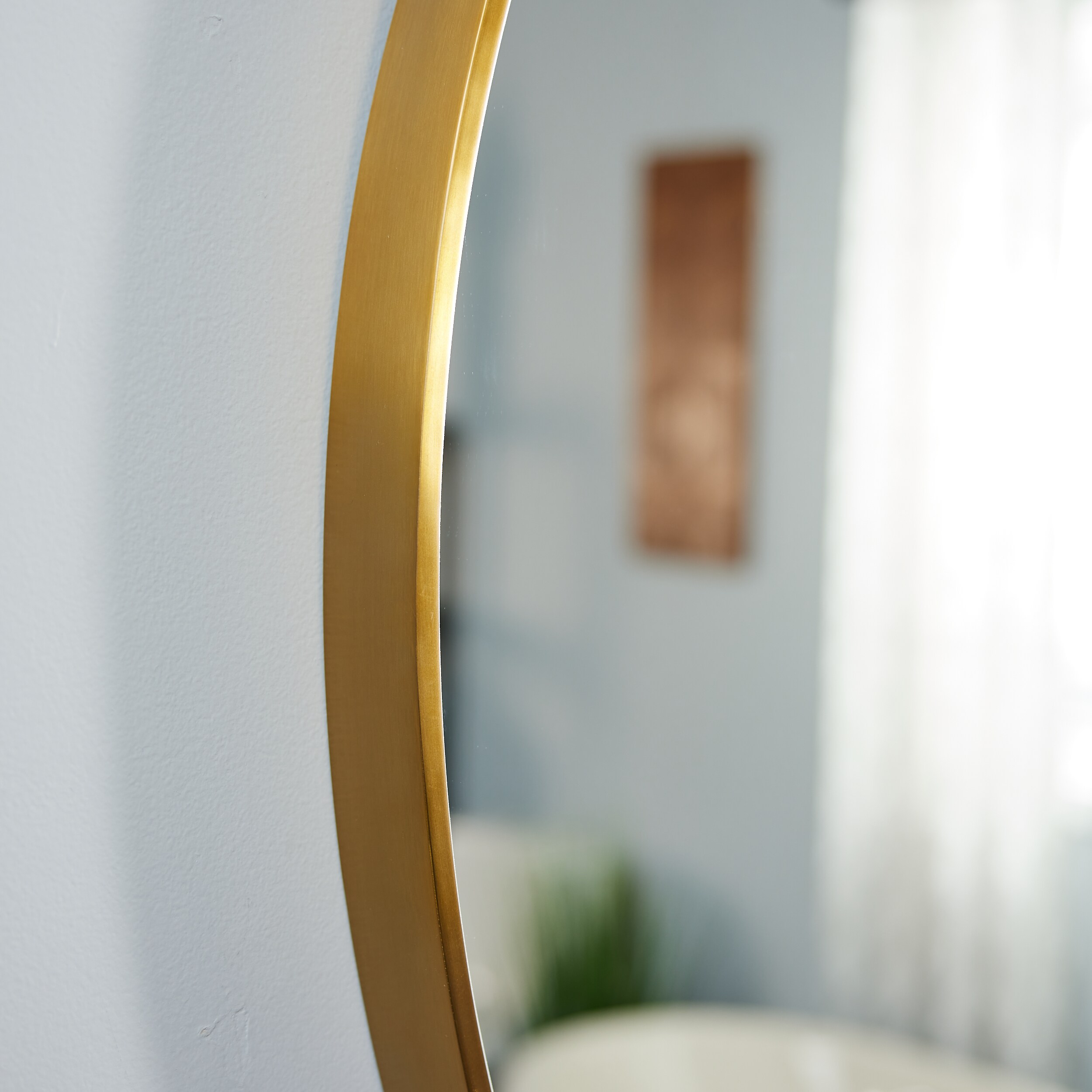 Minimalist Full-Length Oval Wall Mirror in Gold Finish