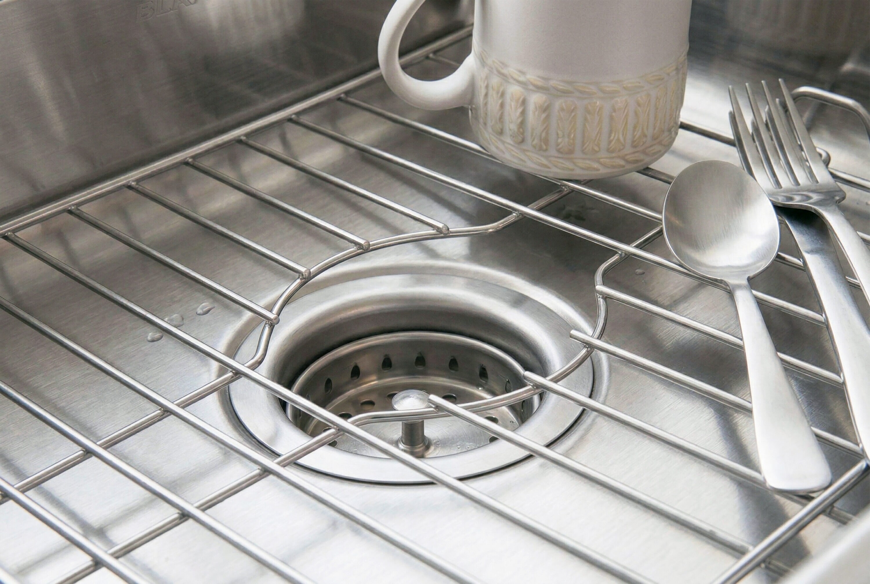 Kitchen Details 4864 Sink-Caddies - View #2