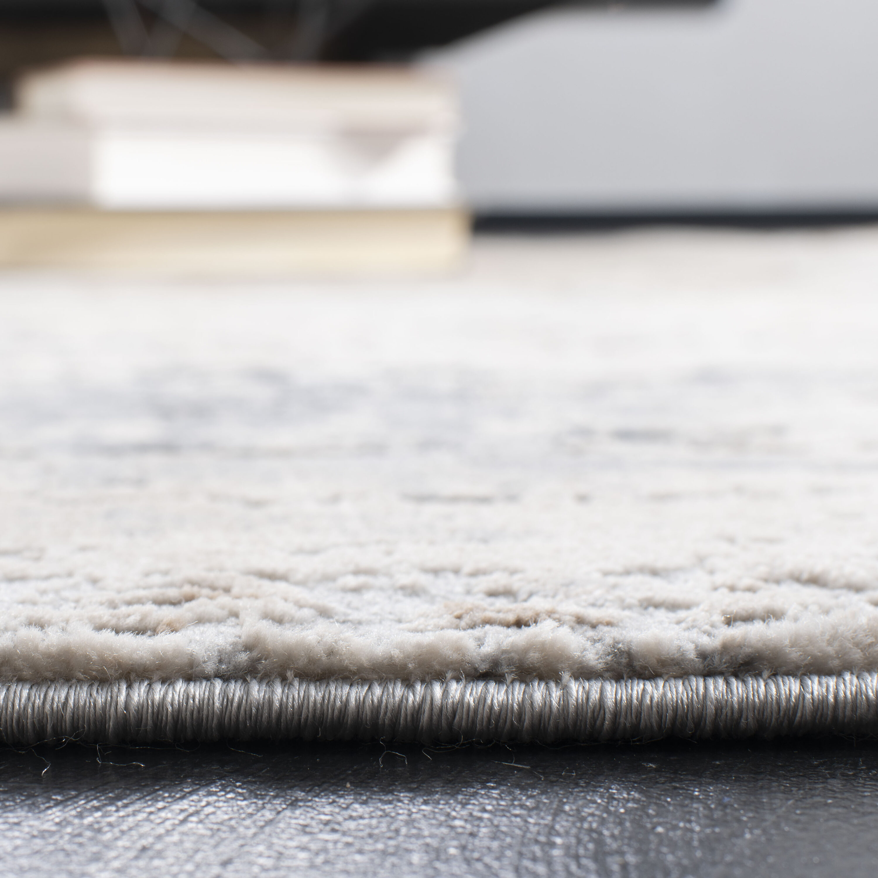 Safavieh INV432A-4 rugs - View #6