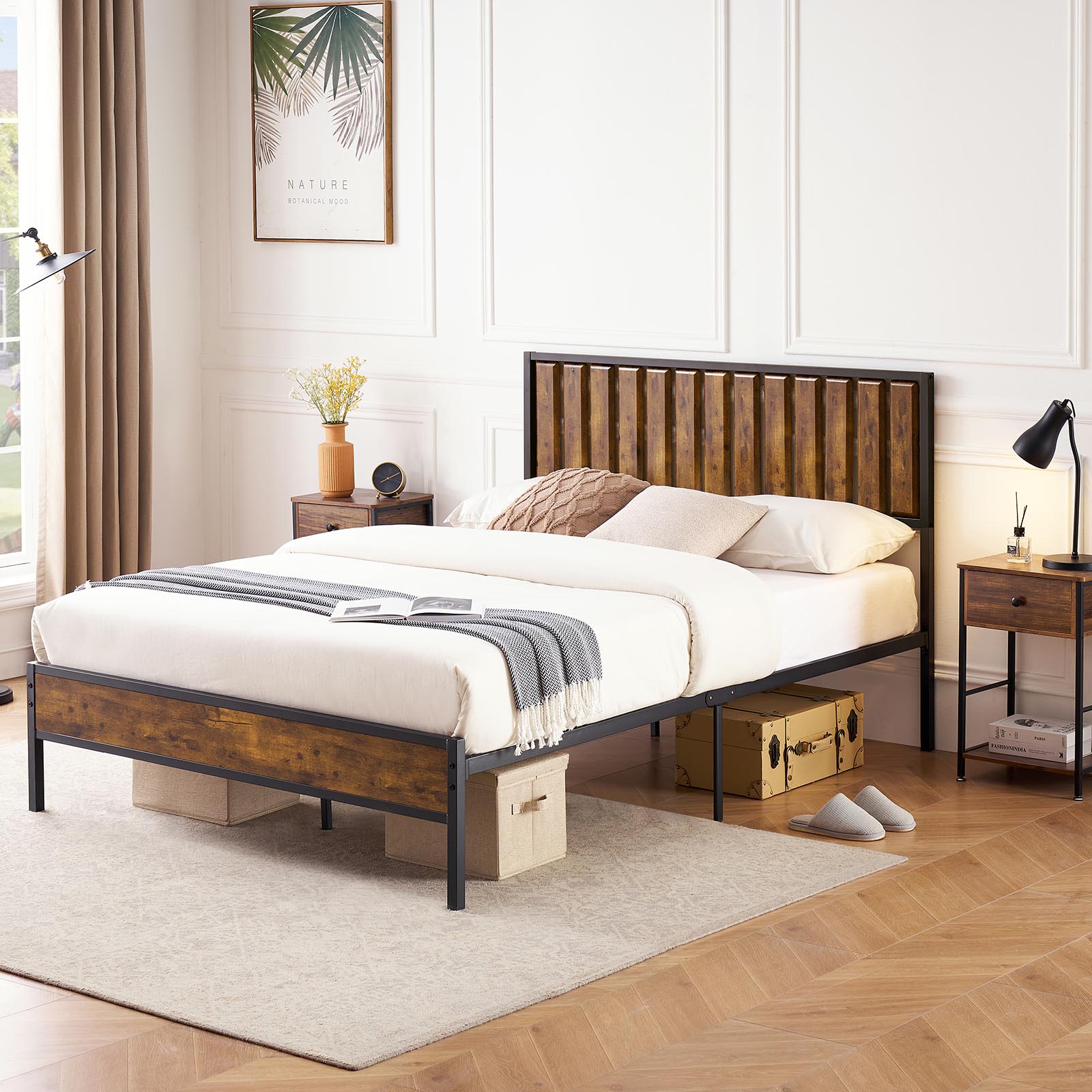 Garvee PHO-0XIT3KSO Retro Brown Queen Metal Platform Bed