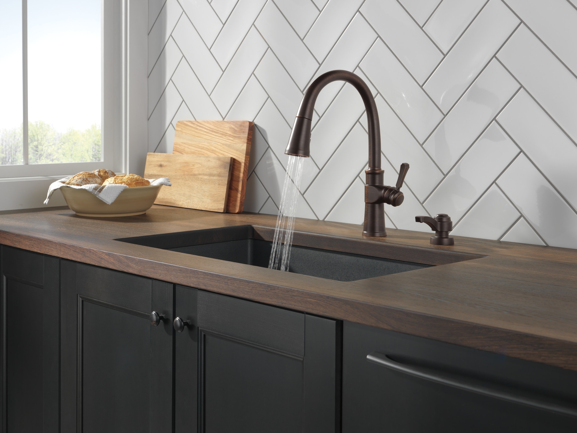 Delta 19964Z-RBSD-DST Kitchen-Faucets - View #8