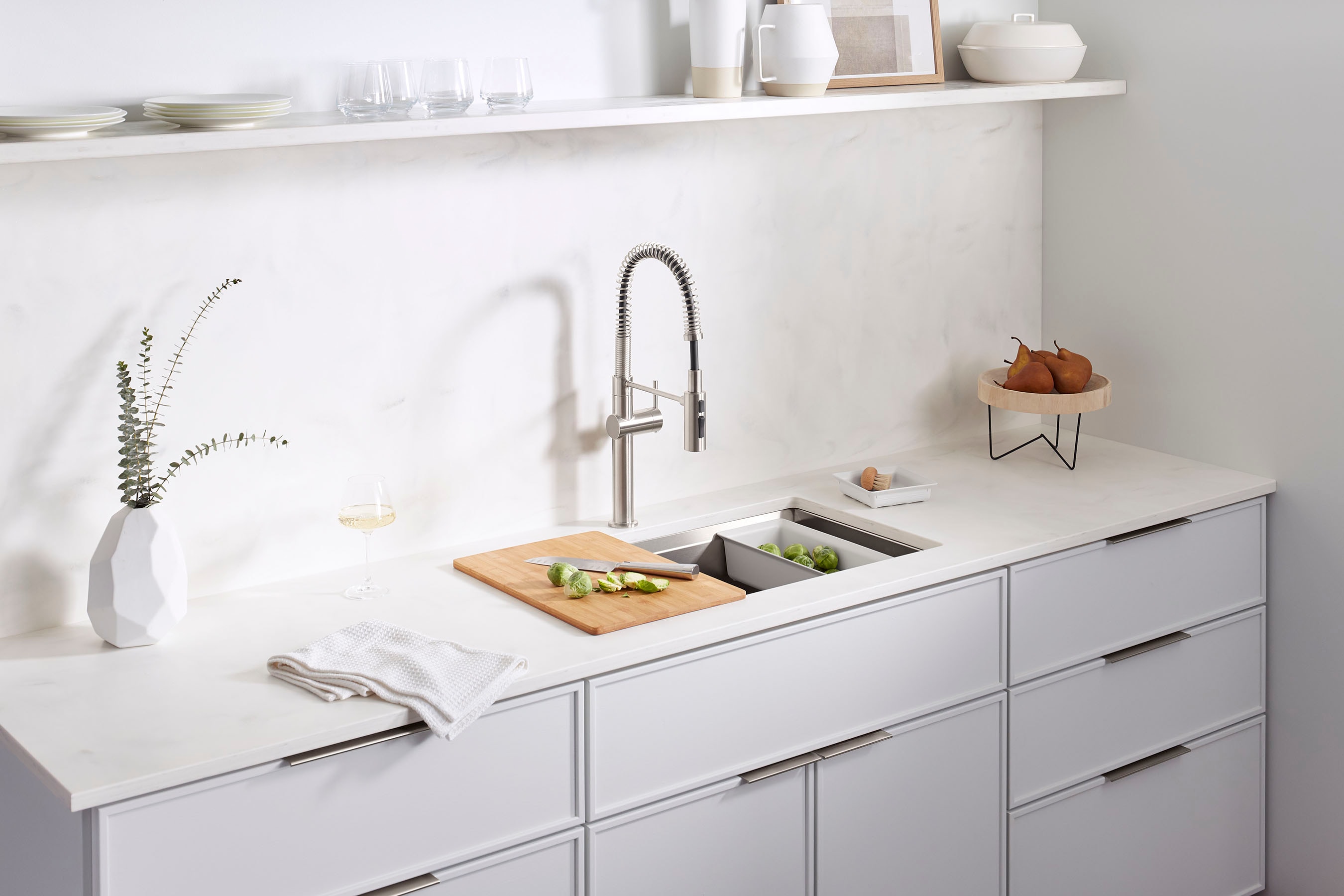 Costco Deals - 🗑✨Check out this @kohler 6L White Stainless