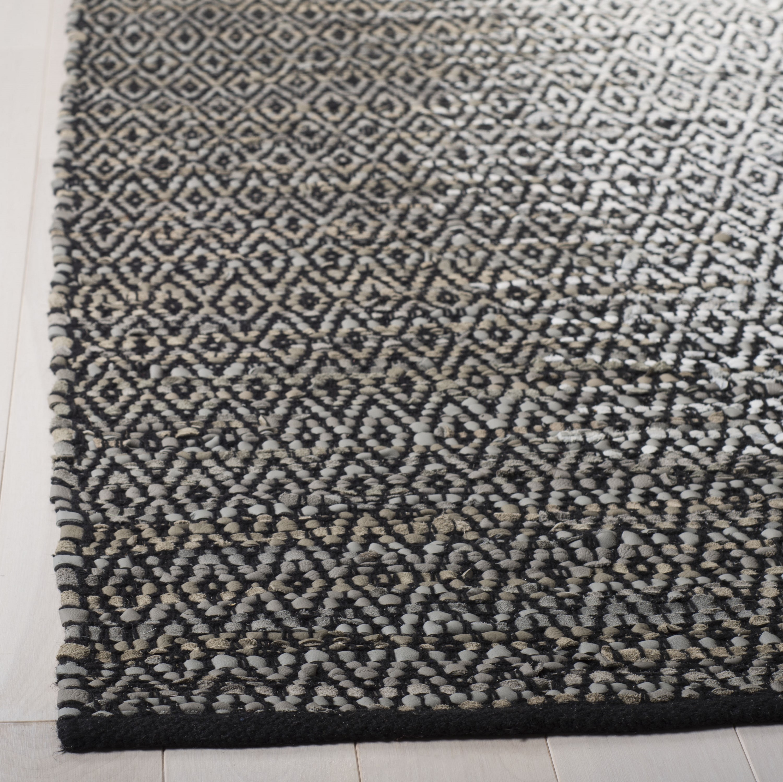 Safavieh VTL387A-5 rugs - View #3