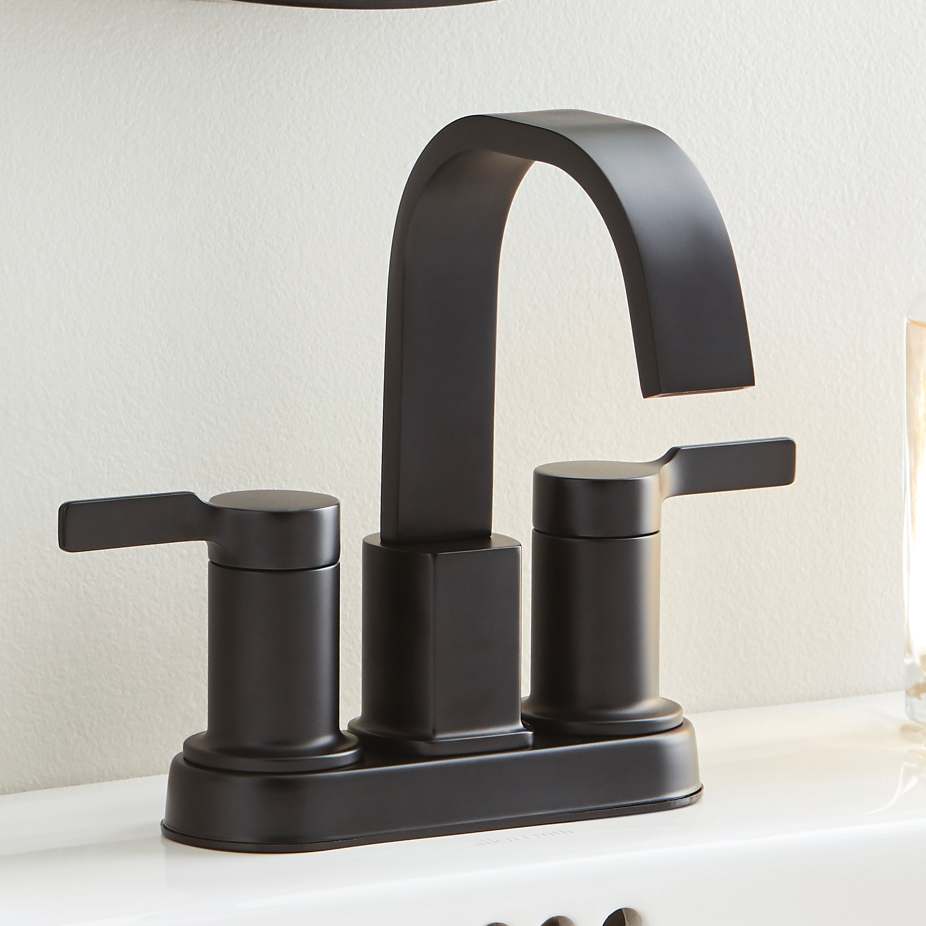 Origin 21 Veda Matte Black 4 In Centerset 2 Handle Watersense Bathroom Sink Faucet With Drain 5838