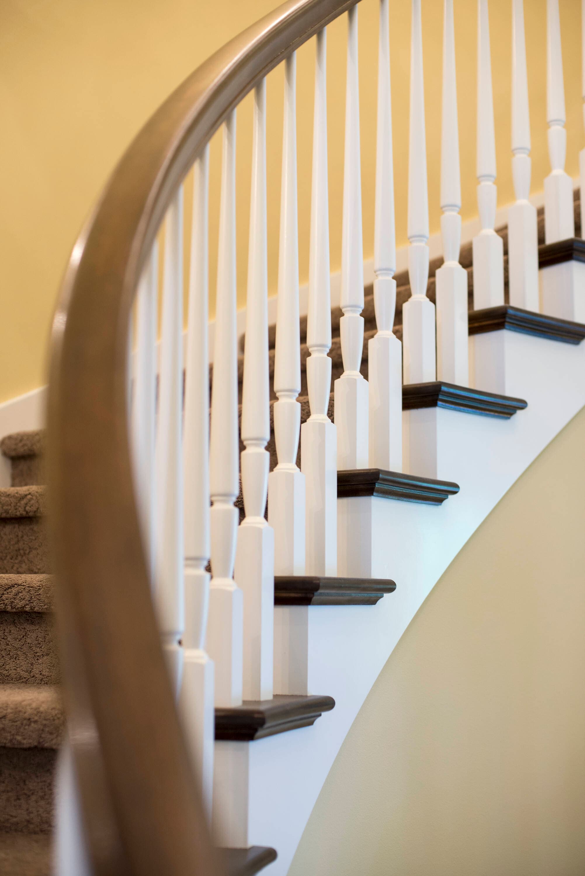 L.J. Smith Stair Systems LJP-2015-M 42 Interior-Stairpart-Balusters - View #5