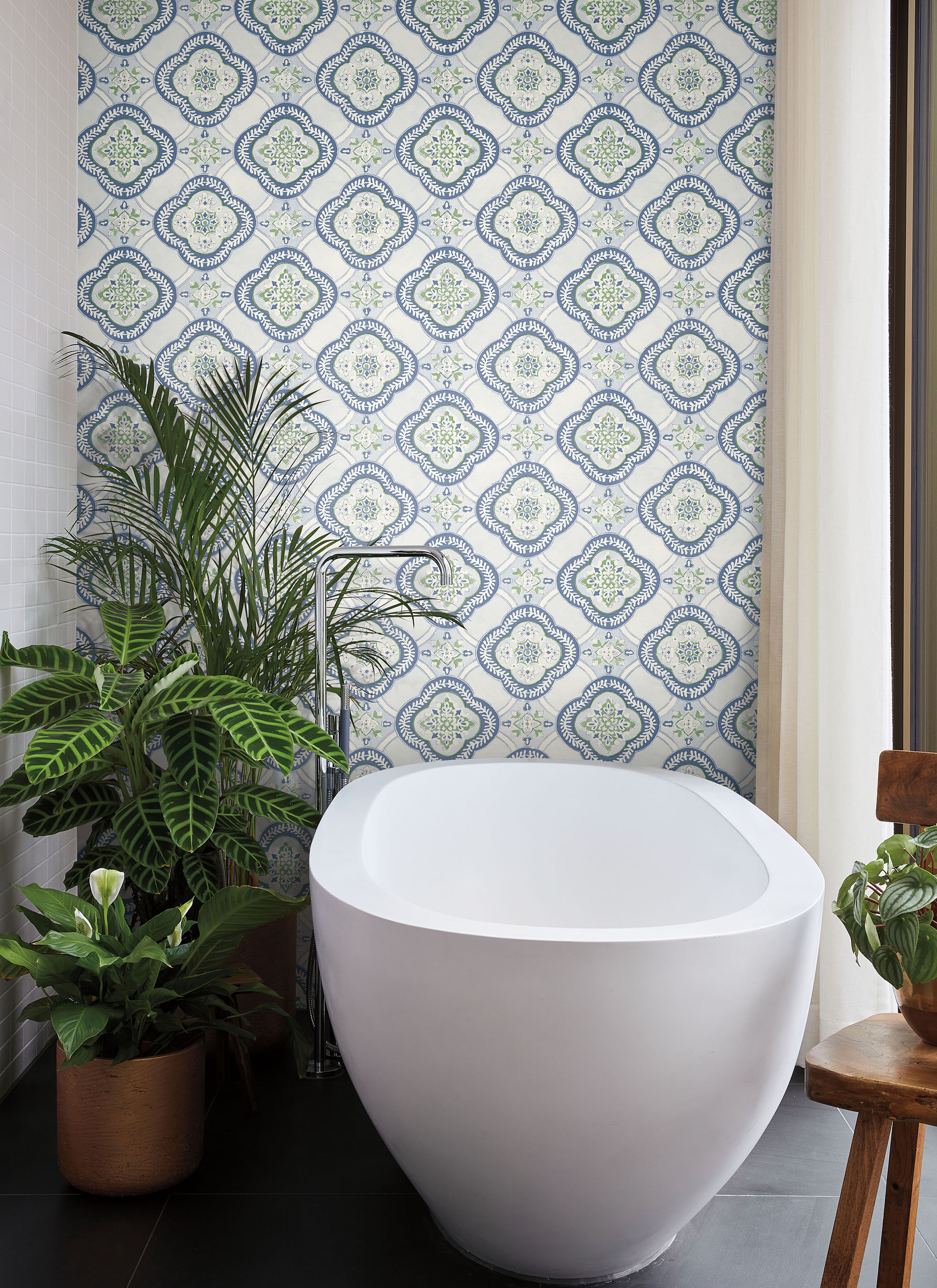 York Wallcoverings GO8216 Greenhouse 60.8-Sq. Feet Blue Non-woven Geometric Prepasted Water Activated Paste Wallpaper