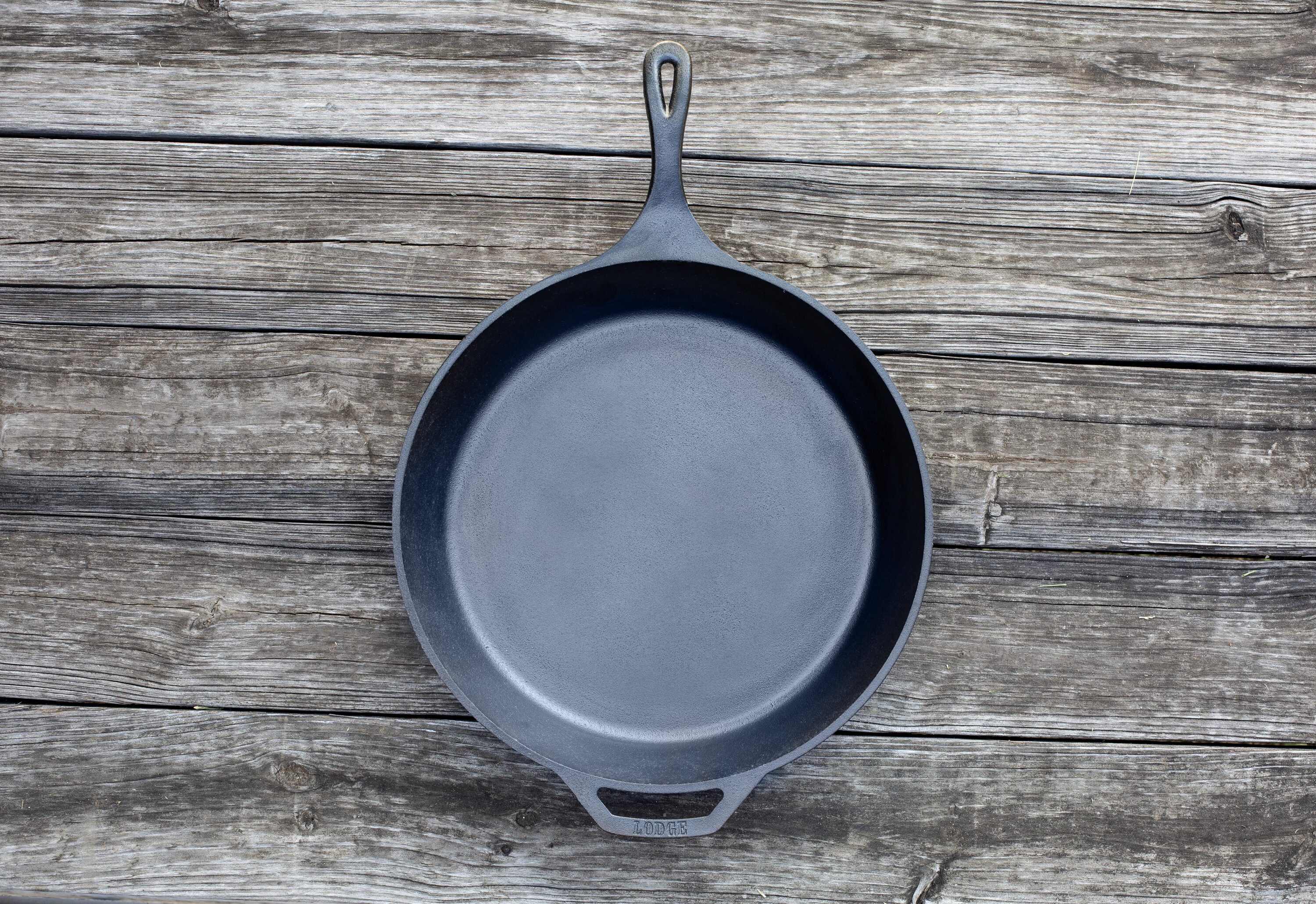 Lodge Cast Iron Essential Cast Iron Pan Set - 10.25-in Skillet, 10.25-in  Grill Pan, 10.5-in Griddle - Oven Safe - Induction Compatible in the  Cooking Pans & Skillets department at