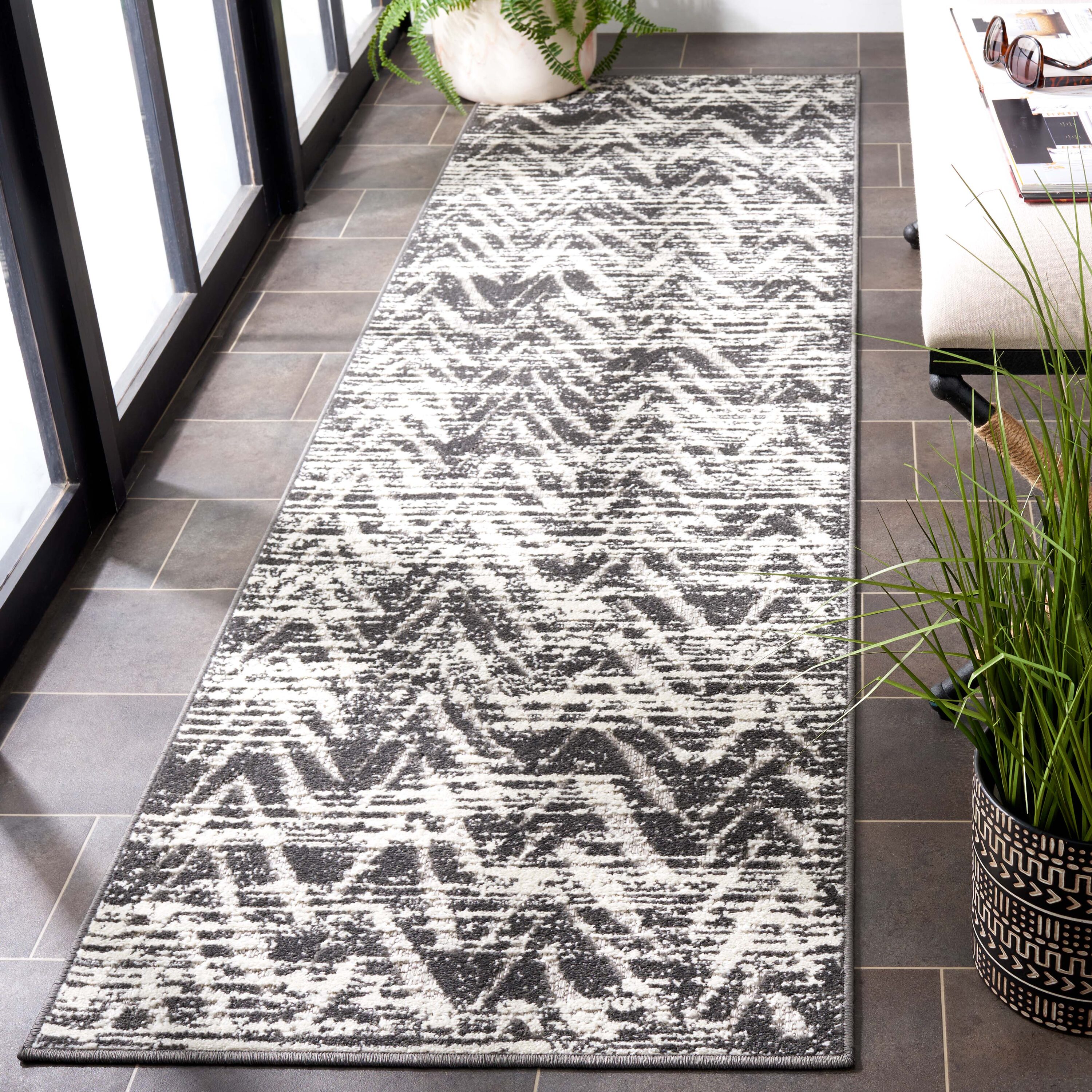 Gray Chevron Indoor/Outdoor Runner Rug, 2'3" x 8'