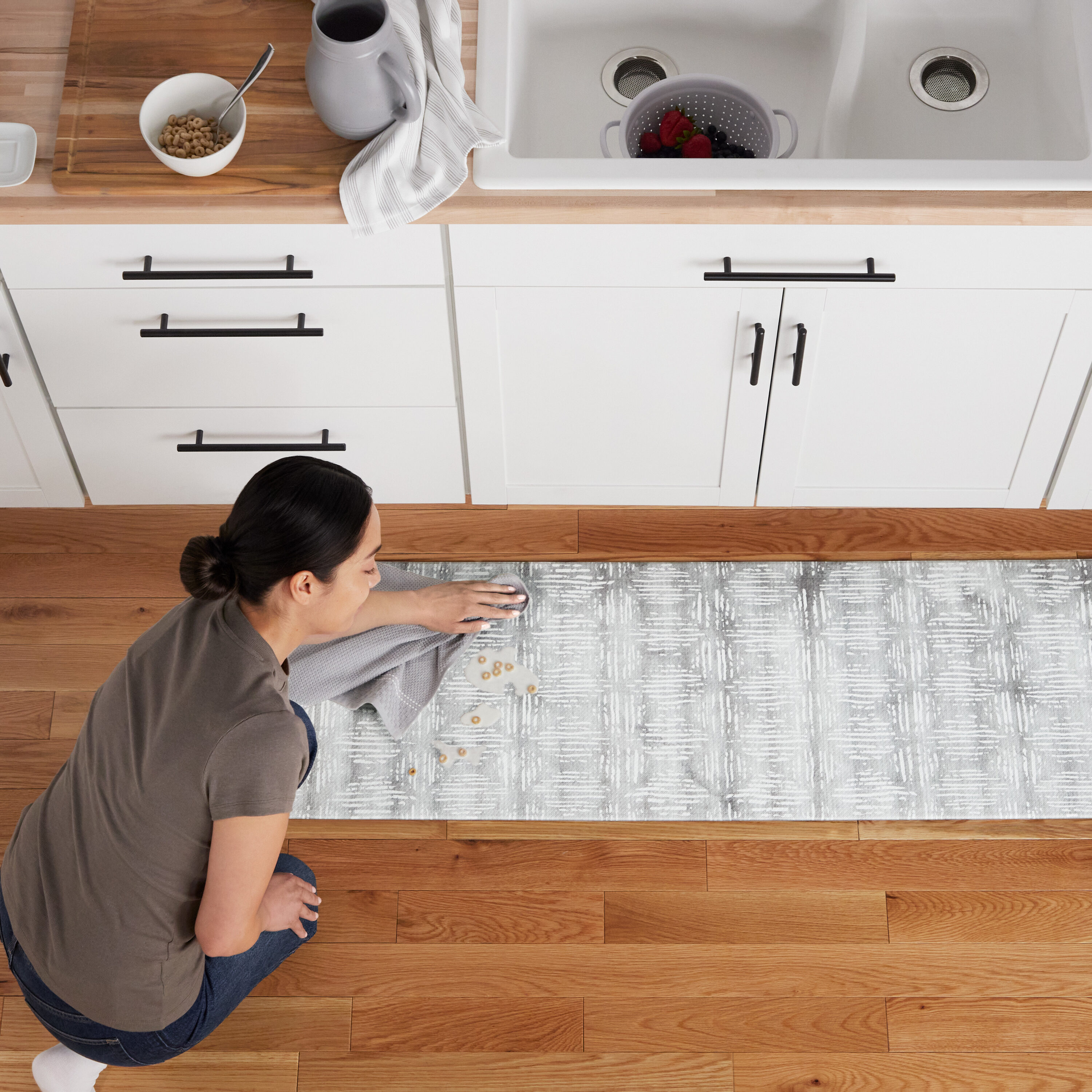 Town & Country Living 1-25519-451 2-ft x 3-ft Grey PVC Rectangular Indoor Decorative Door mat
