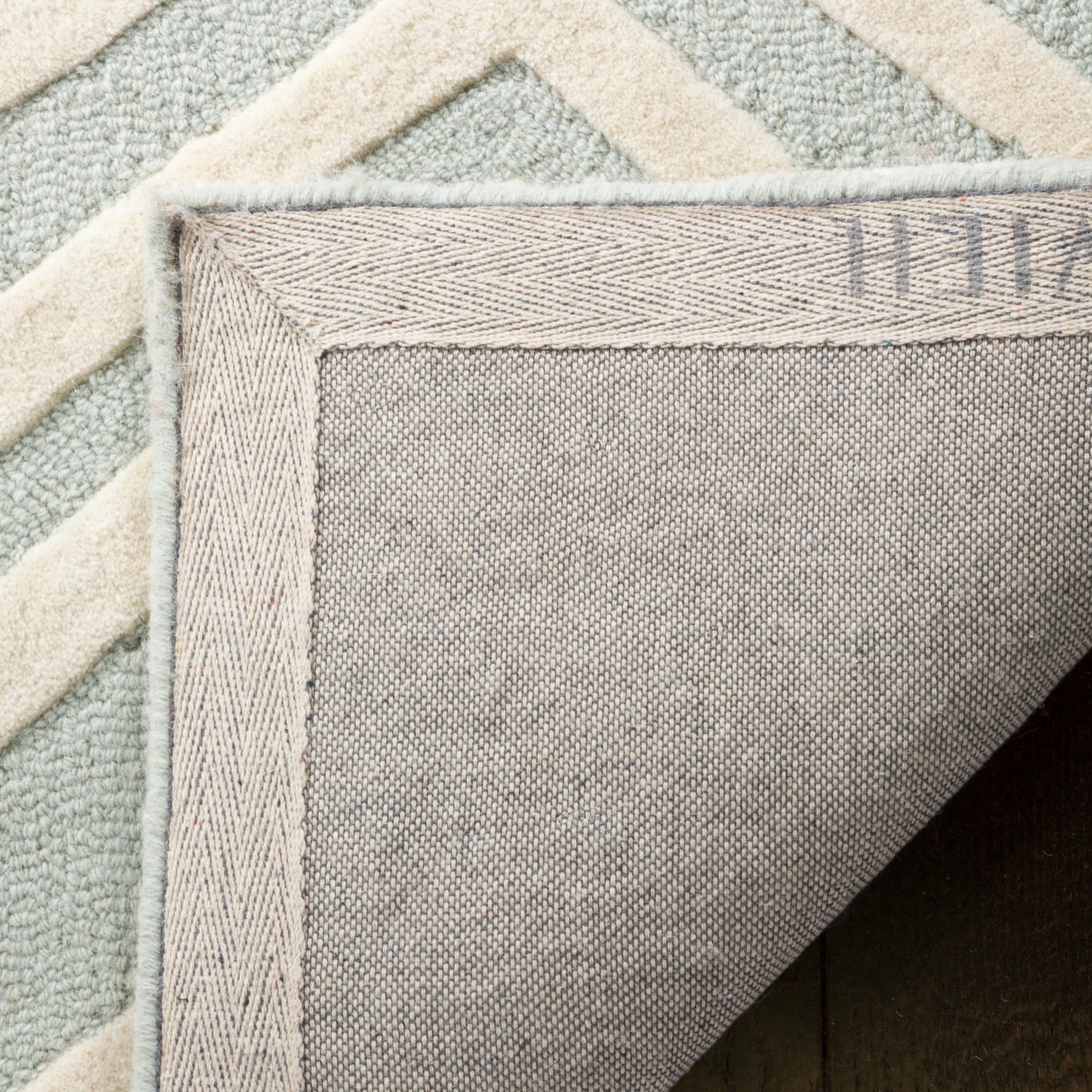 Safavieh SFK910M-5 rugs - View #4