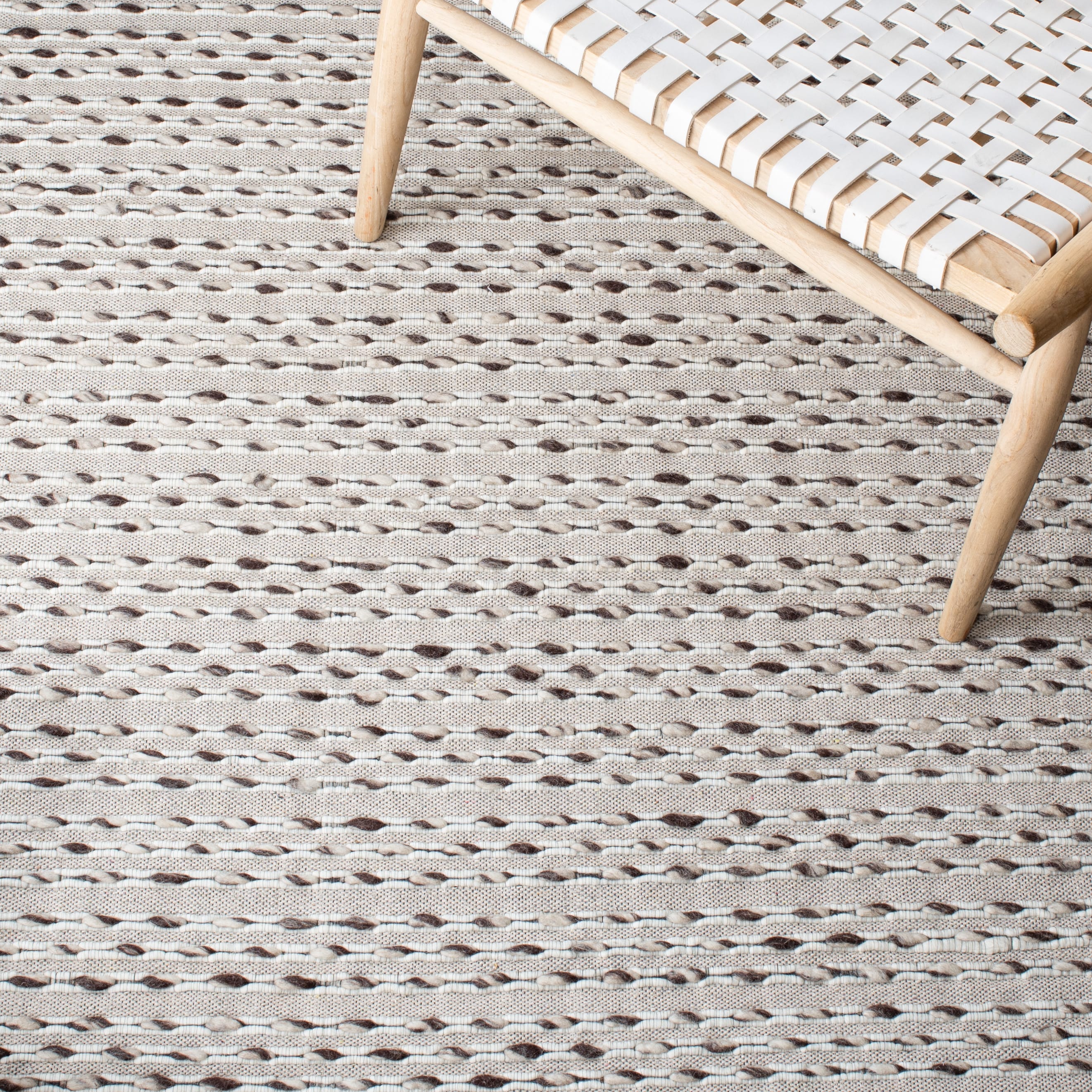 Safavieh VRM307A-28 rugs - View #5