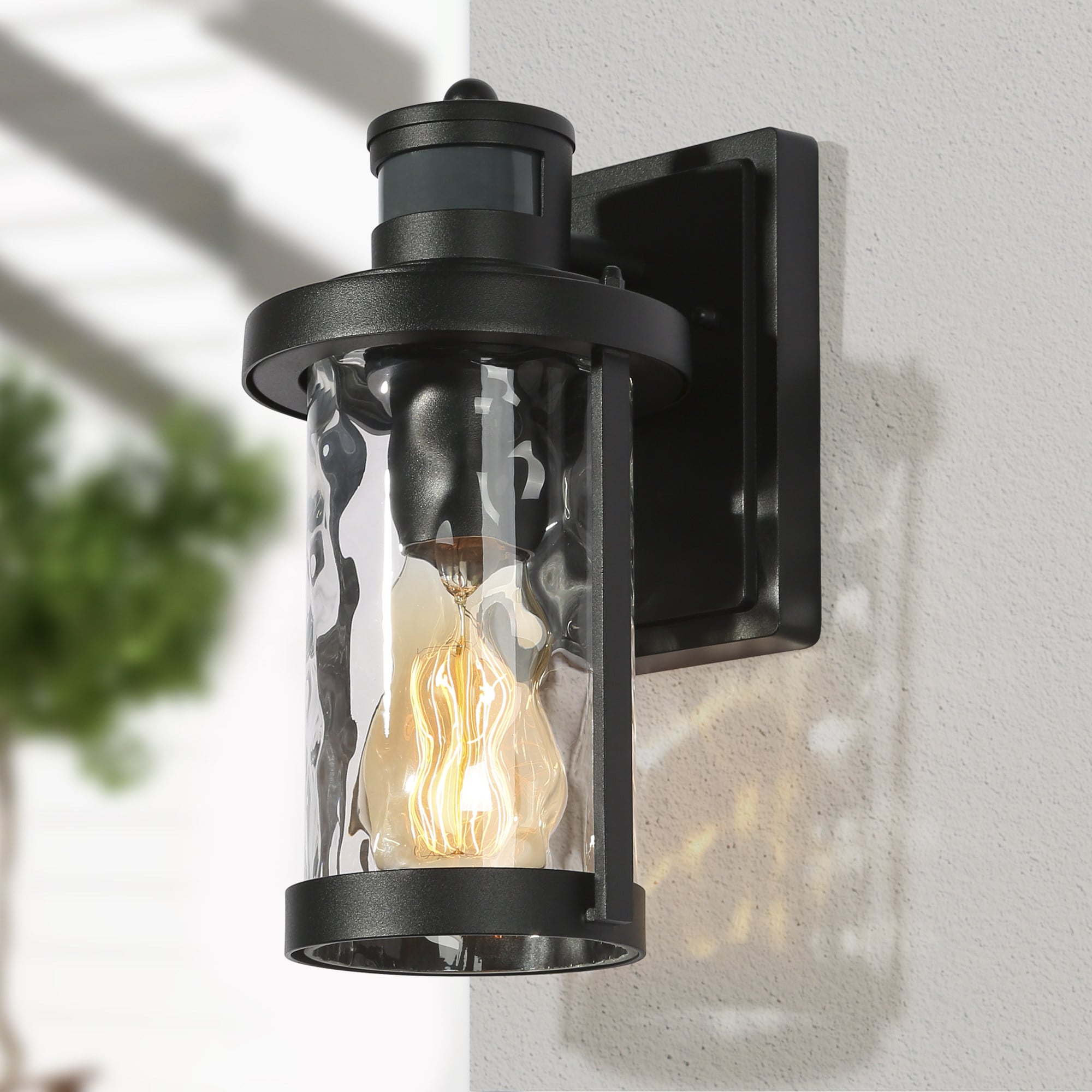 Uolfin QJVBYQ-LWS24744-G8 1 -Light 10.5-in H Matte Black Hardwired Motion Sensor Dusk to Dawn Outdoor Wall Light