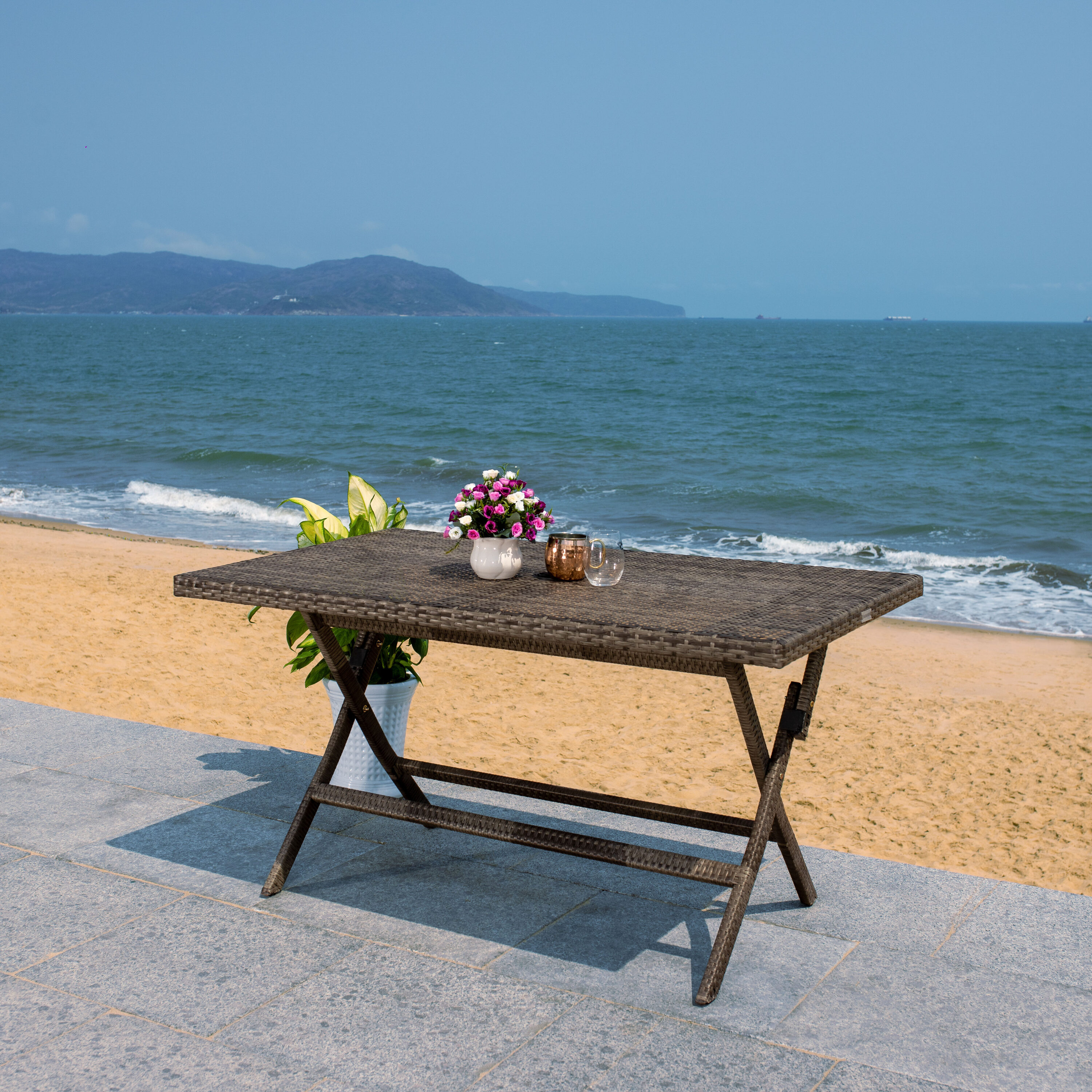 Safavieh outdoor dining online table