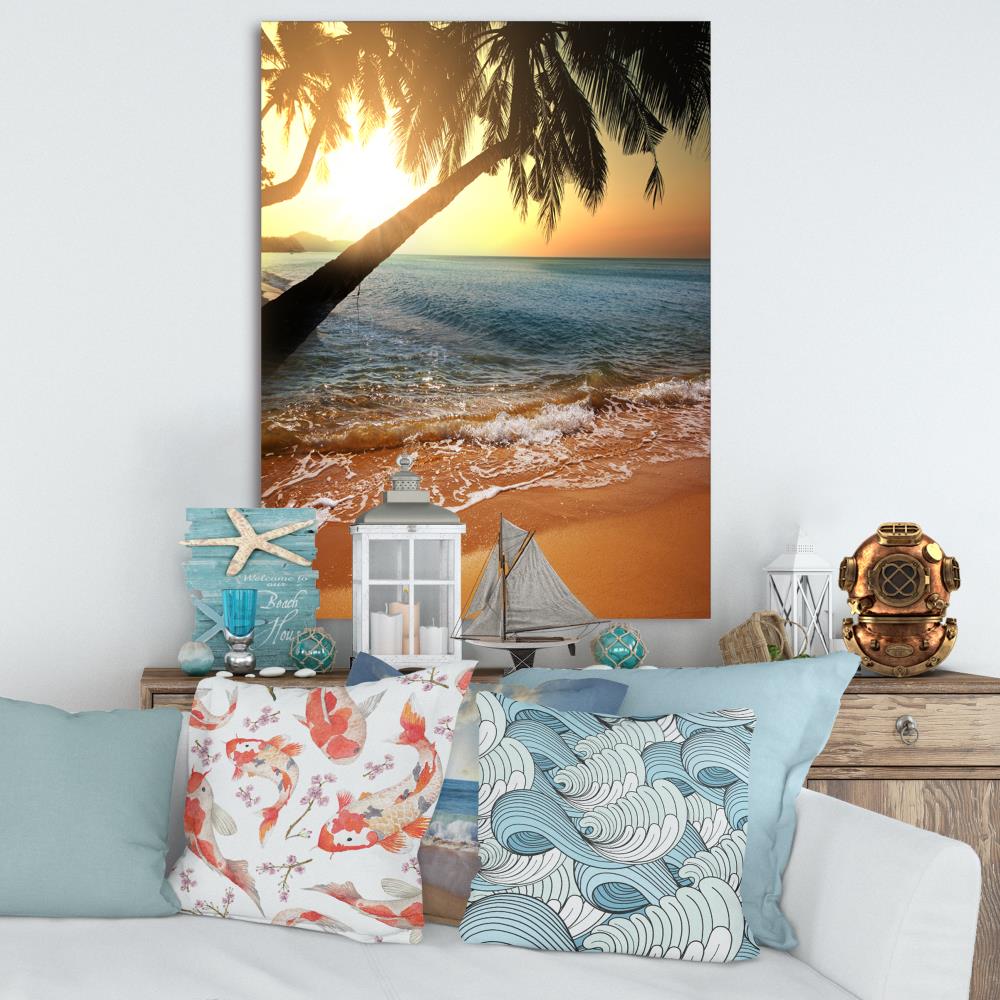 Designart Vivid Sunrise on Sandy Beach - Seascape Throw Pillow