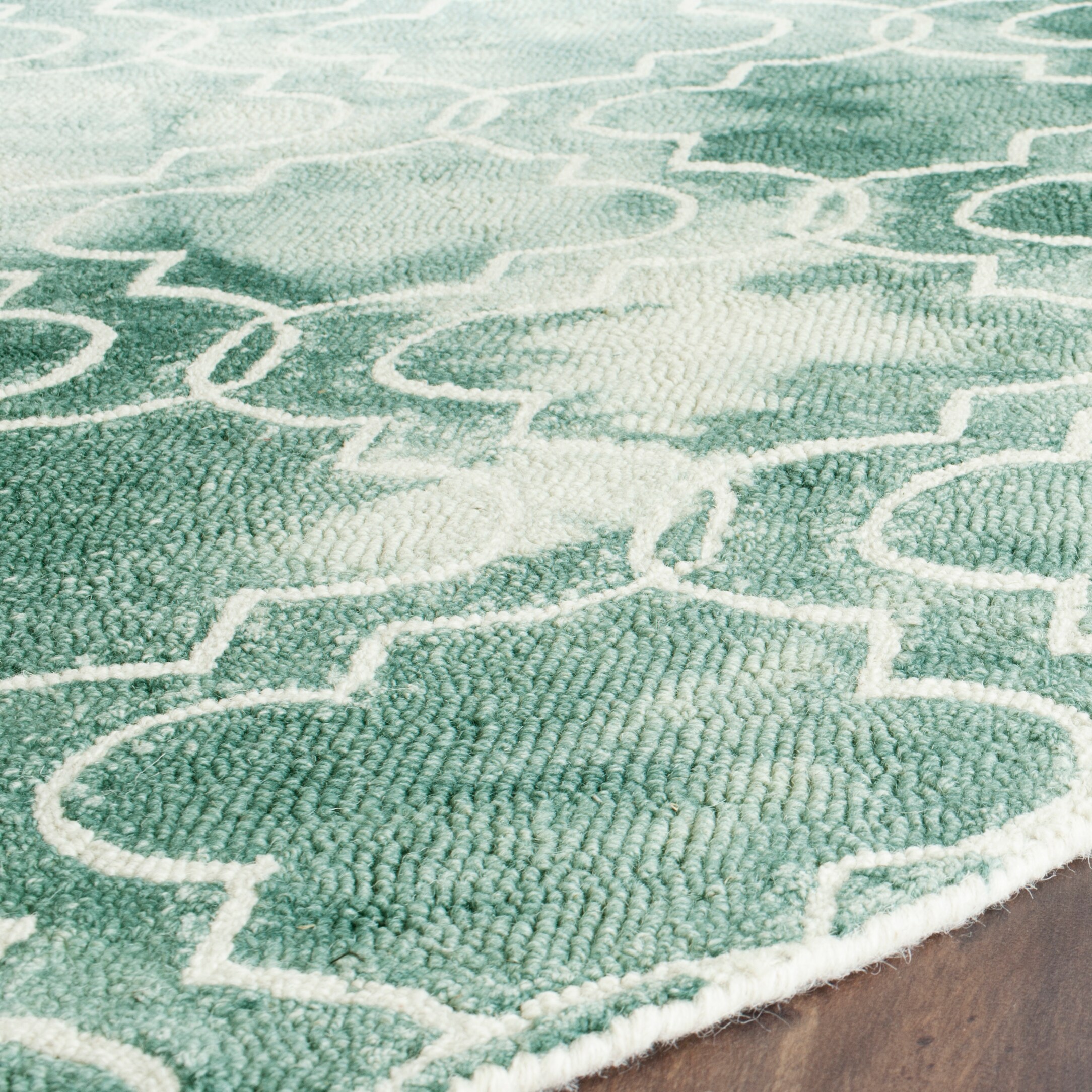 Safavieh DDY676Q-7R rugs - View #3