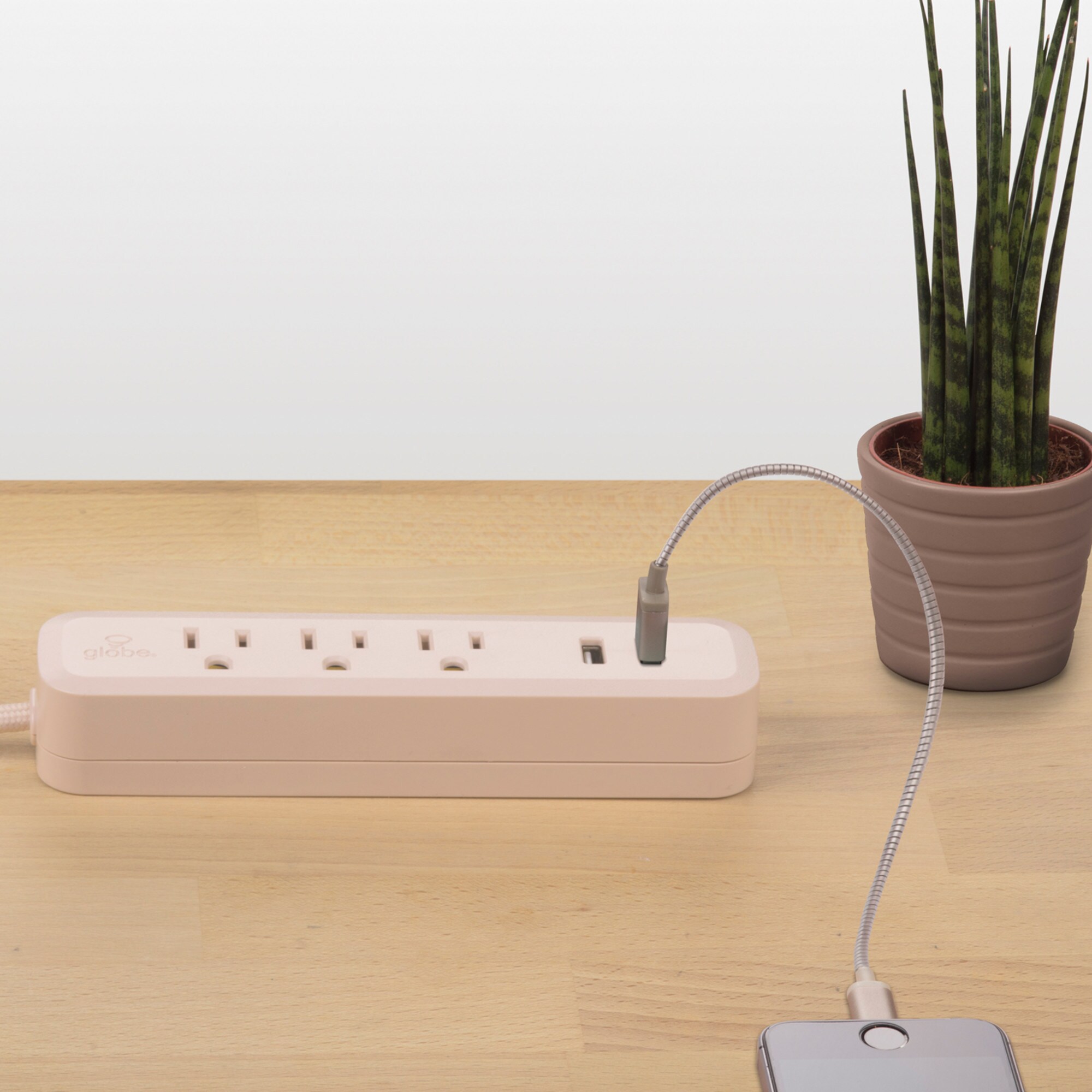 Globe Electric 78257 Surge-Protectors - View #6